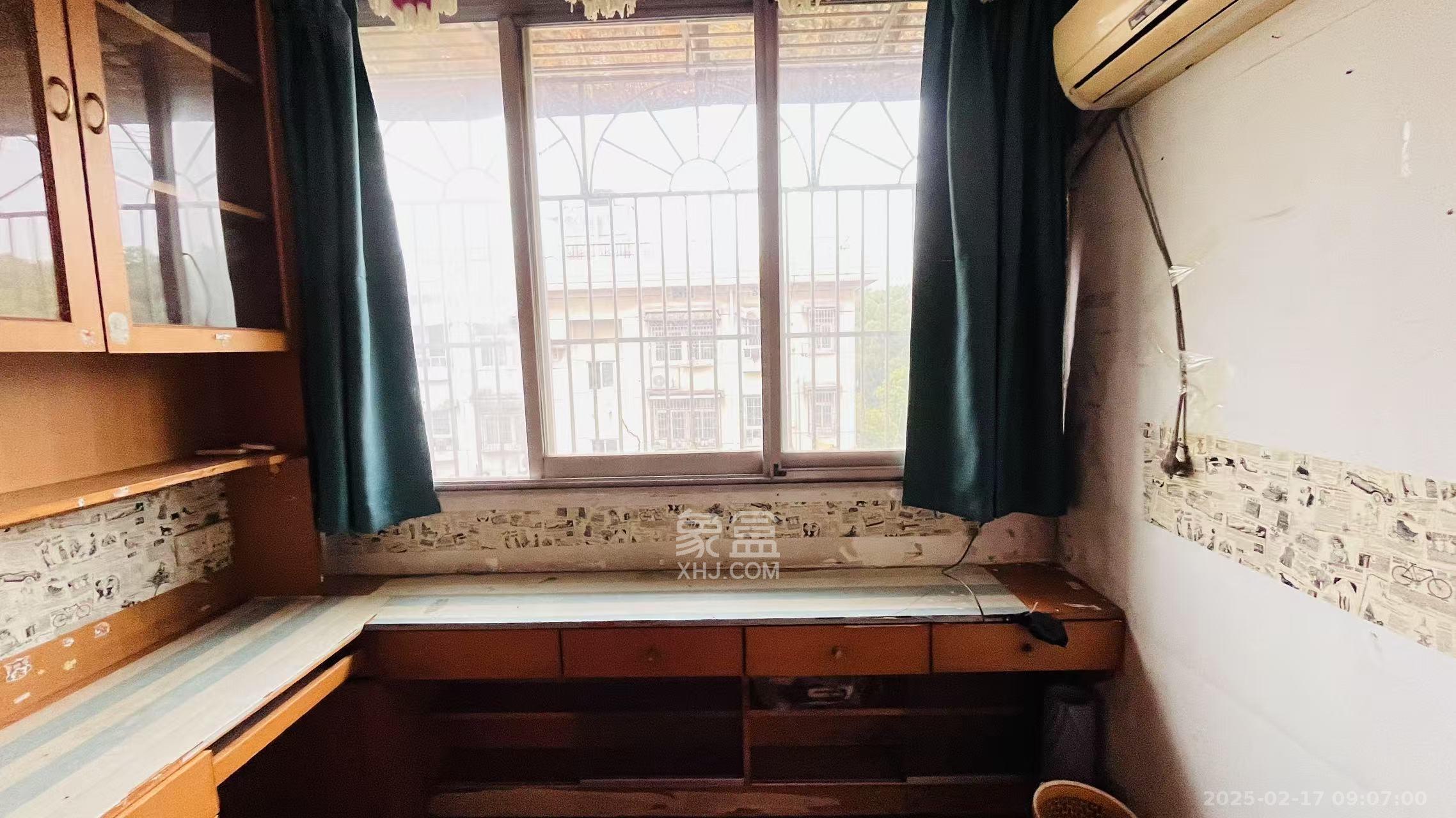 长沙理工大学东院西院 3室1厅1卫 1600.0元/月 长沙理工大学东院西院 3室1厅1卫 1600.0元/月室内图