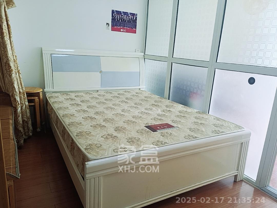 怡海星城  1室1厅1卫   1050.00元/月室内图