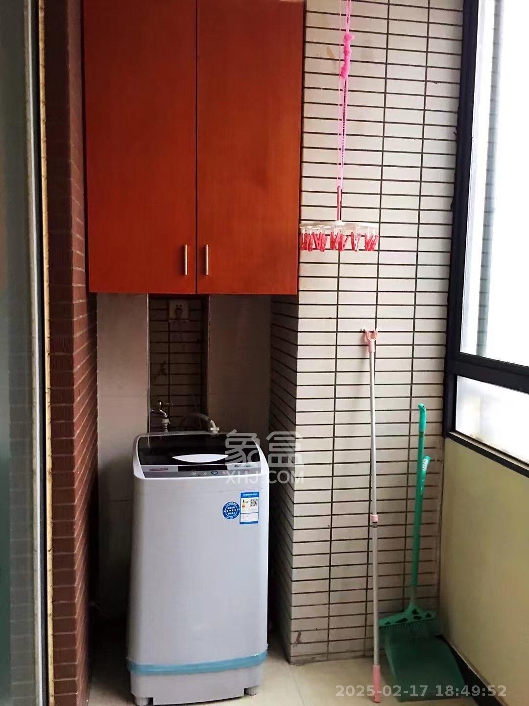 星城映象 1室1厅1卫 1400.0元/月 星城映象 1室1厅1卫 1400.0元/月室内图