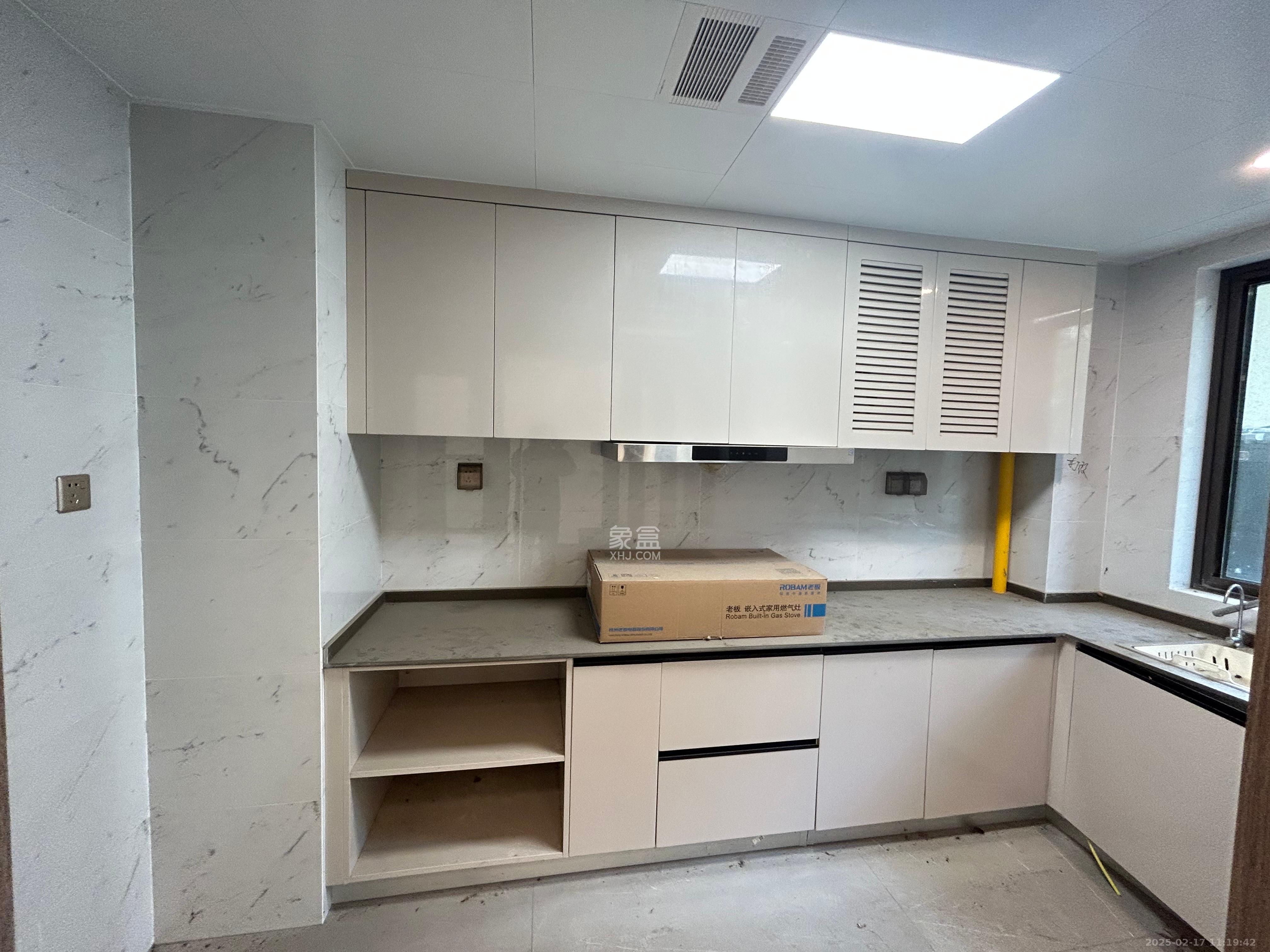 龙湖春江天玺 4室2厅2卫 4800.0元/月 龙湖春江天玺 4室2厅2卫 4800.0元/月室内图