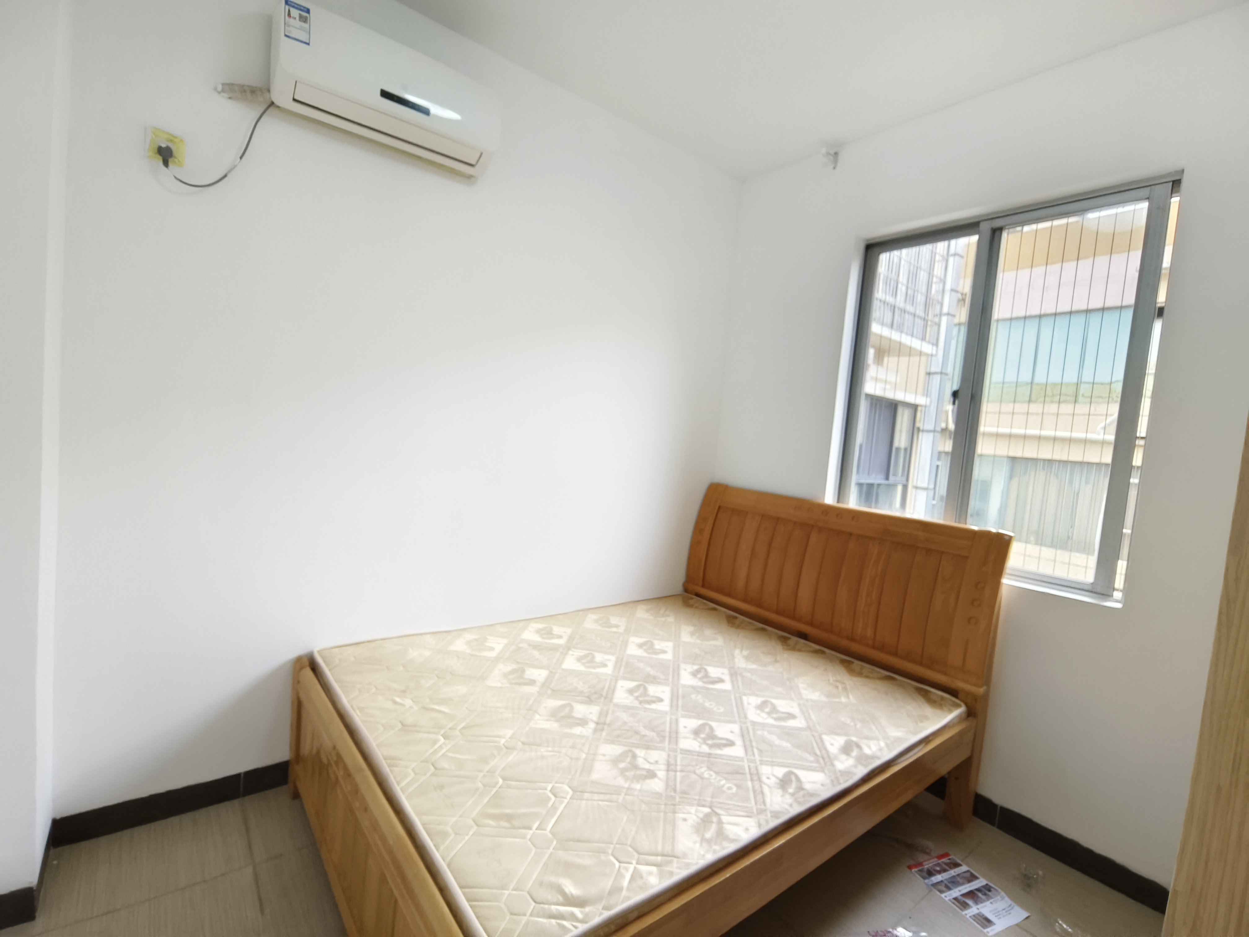 三叶铭豪  2室2厅1卫   2500.00元/月室内图