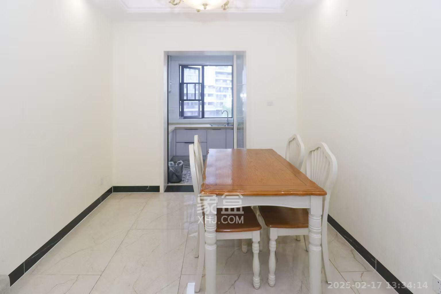 保利西海岸A区 4室2厅2卫 4100.0元/月 保利西海岸A区 4室2厅2卫 4100.0元/月室内图