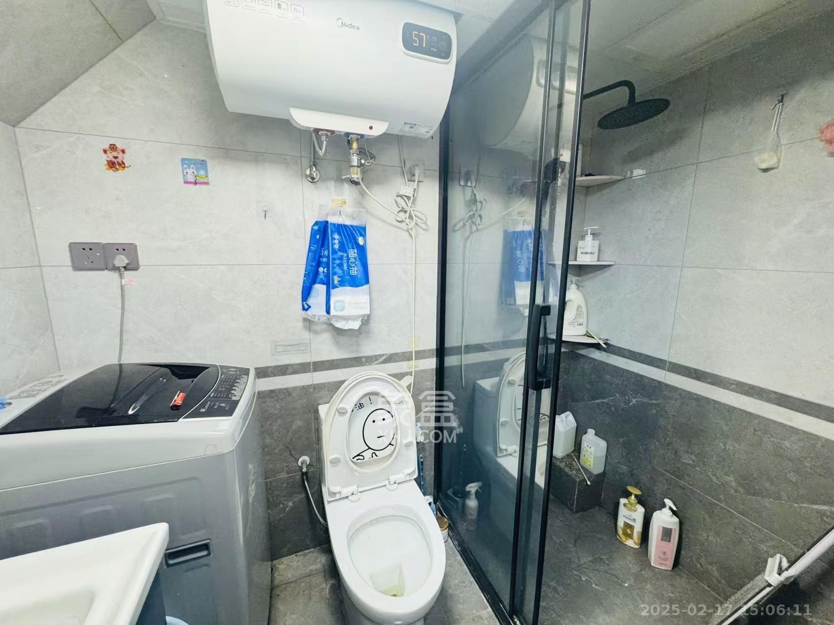 华润翡翠府  2室2厅2卫   2150.00元/月室内图