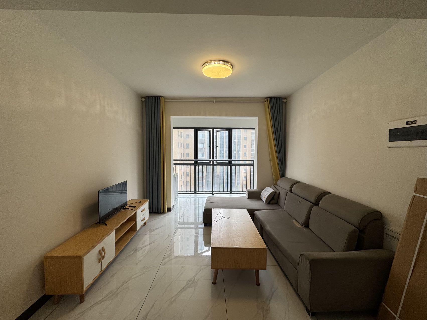 兴和佳苑安置小区 3室1厅1卫 2600.0元/月 兴和佳苑安置小区 3室1厅1卫 2600.0元/月户型图