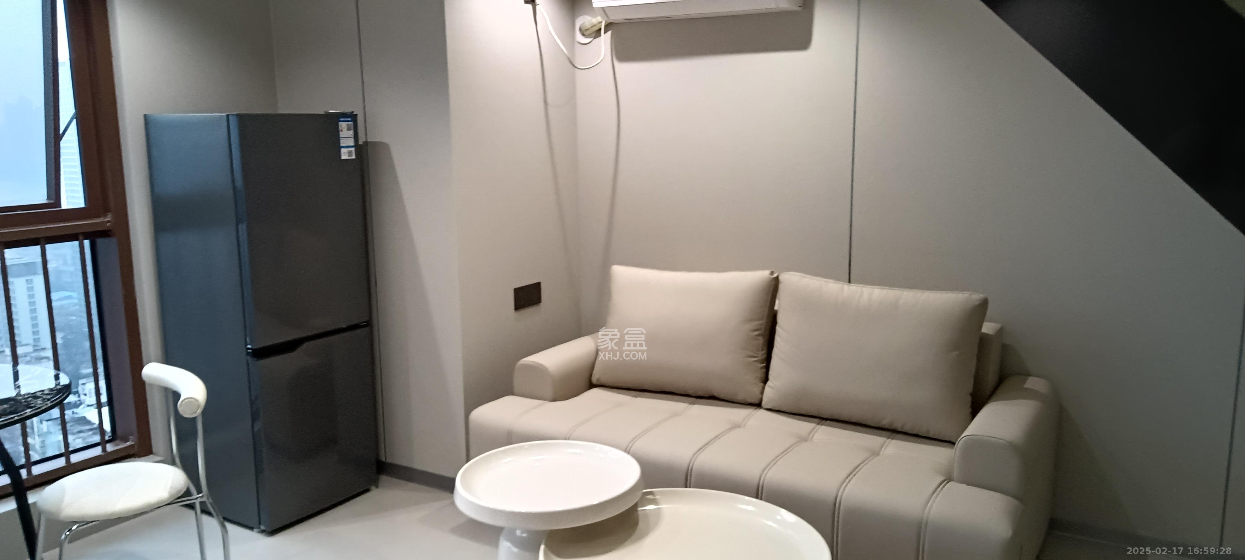 富兴时代御城 2室1厅1卫 3500.0元/月 富兴时代御城 2室1厅1卫 3500.0元/月室内图