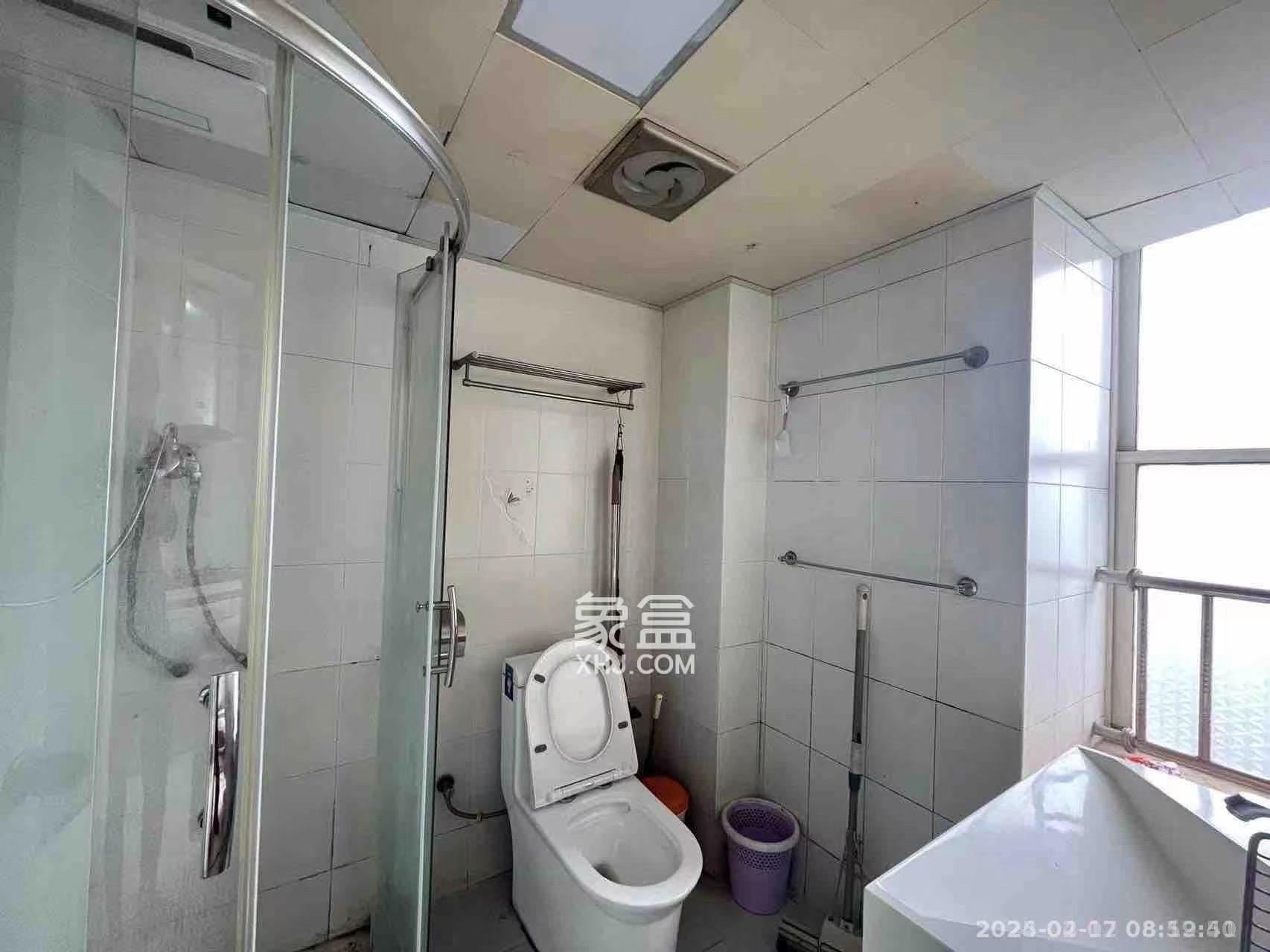新楚天扶华庭  2室1厅1卫   2300.00元/月室内图