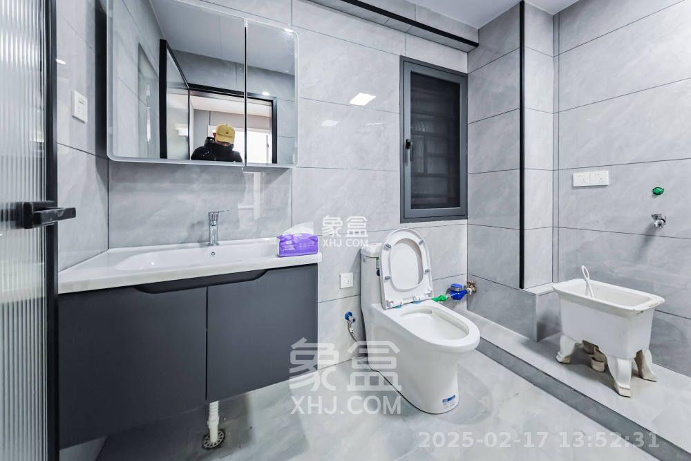 华菱新城地标  3室1厅1卫   3500.00元/月室内图