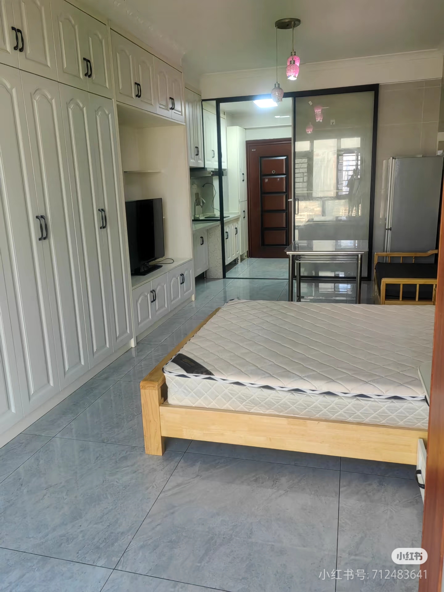 恒隆国际 1室1厅1卫 1500.0元/月 恒隆国际 1室1厅1卫 1500.0元/月室内图