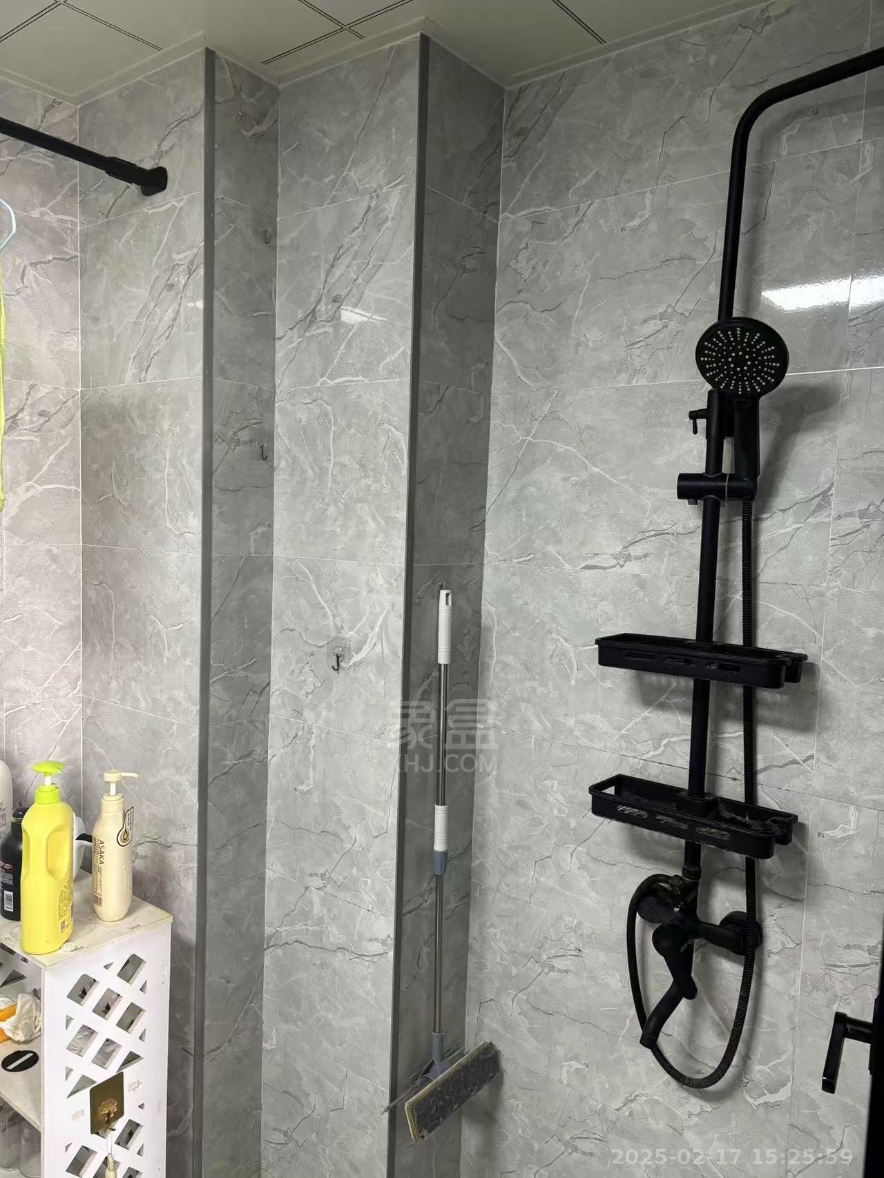 九八缔景城 1室1厅1卫 1550.0元/月 九八缔景城 1室1厅1卫 1550.0元/月室内图