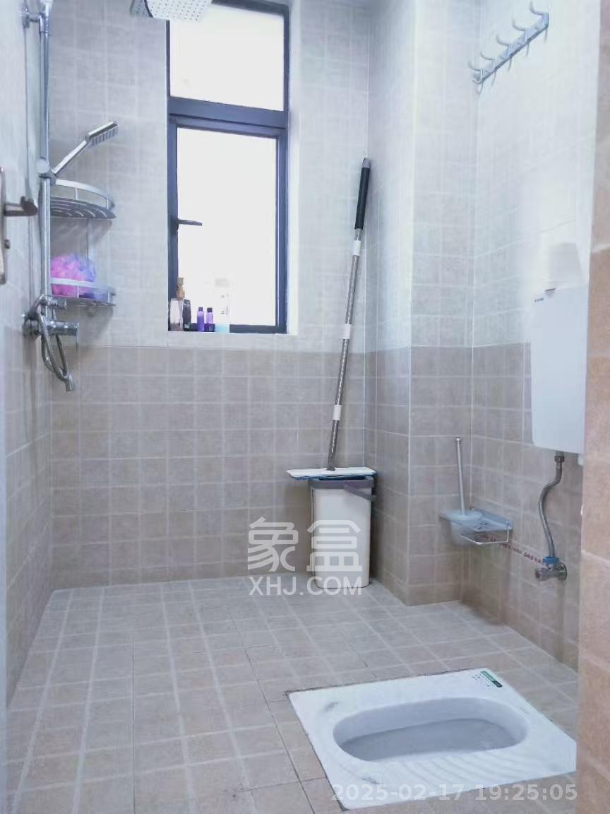 香樟兰亭（朗峰苑）  2室2厅1卫    2800.0元/月室内图