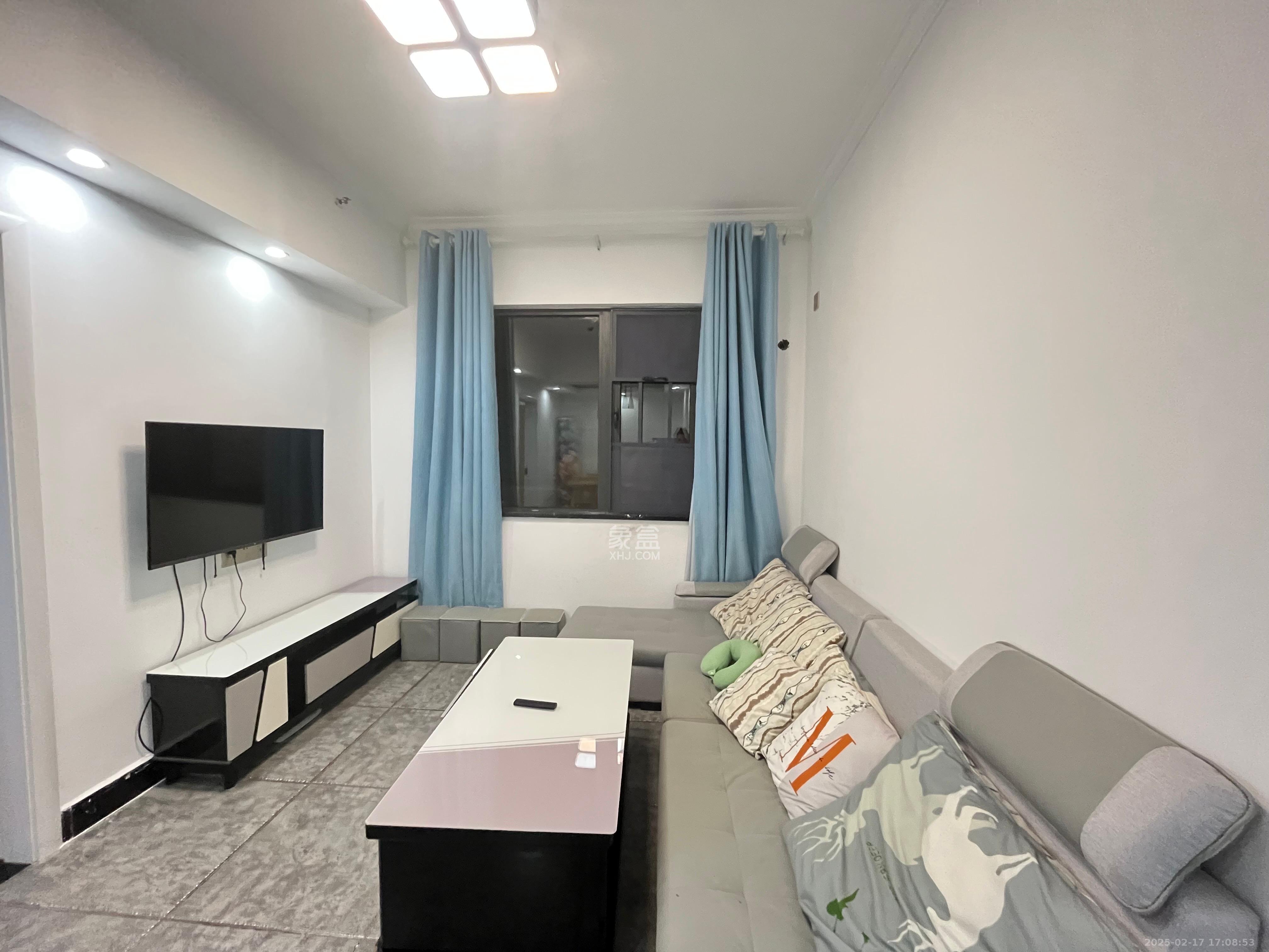 博林云栖  2室1厅1卫   2400.00元/月室内图1