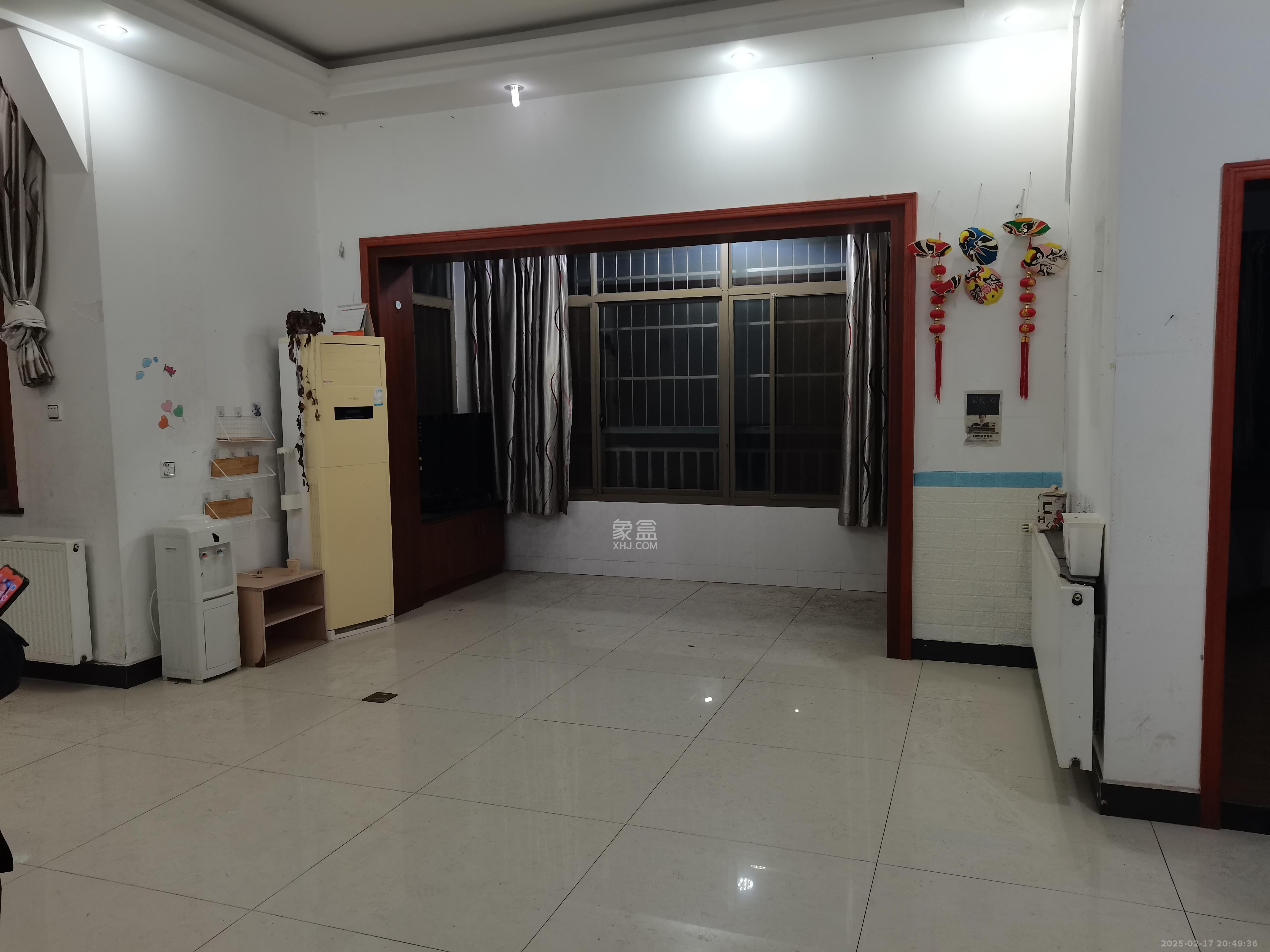 层上观邸 5室2厅2卫 4000.0元/月 层上观邸 5室2厅2卫 4000.0元/月室内图