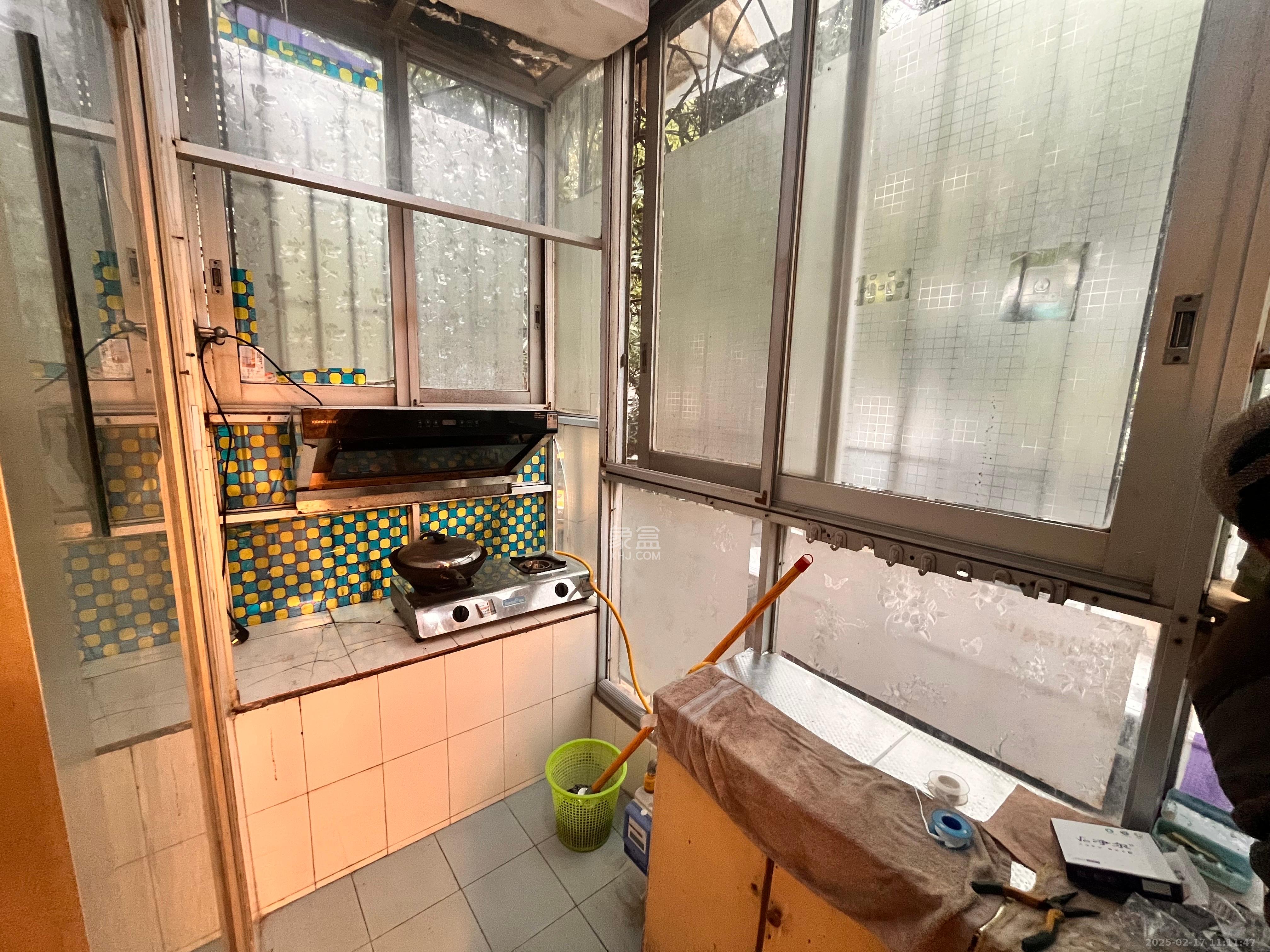 轻工小区（湖南轻工研究院宿舍）  3室1厅1卫   2000.00元/月室内图1