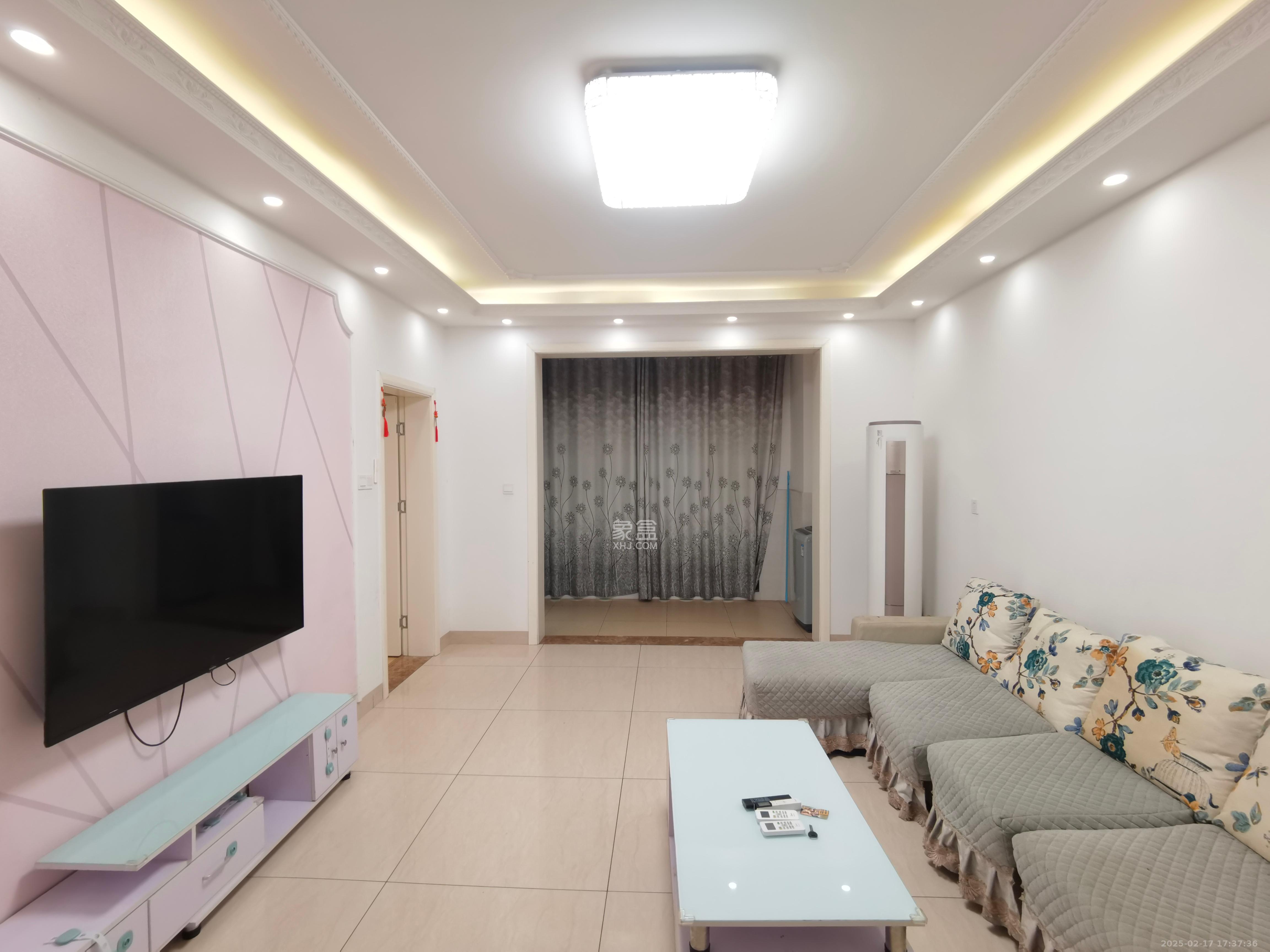 尚御尊城 2室1厅1卫 1500.0元/月 尚御尊城 2室1厅1卫 1500.0元/月室内图