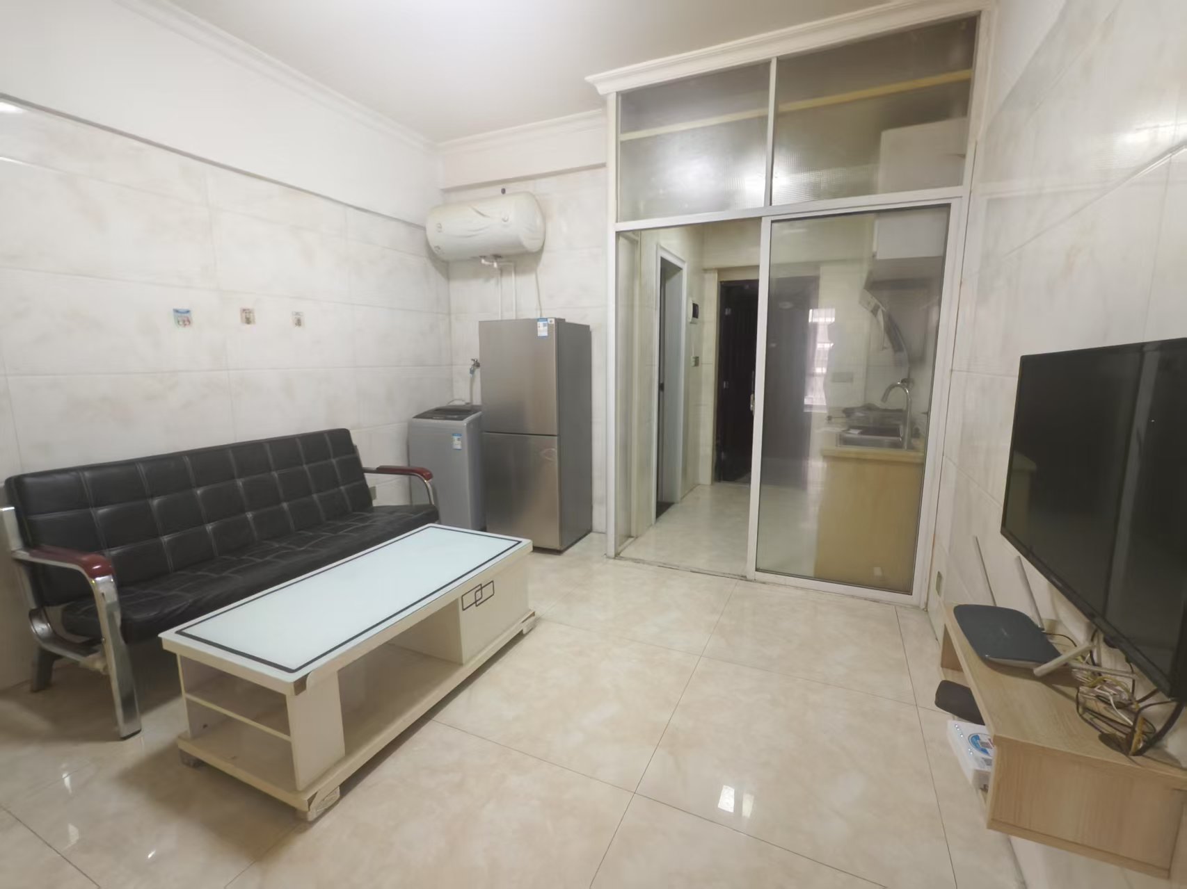 梓湖东城 1室1厅1卫 15.8万 梓湖东城 1室1厅1卫 15.8万室内图