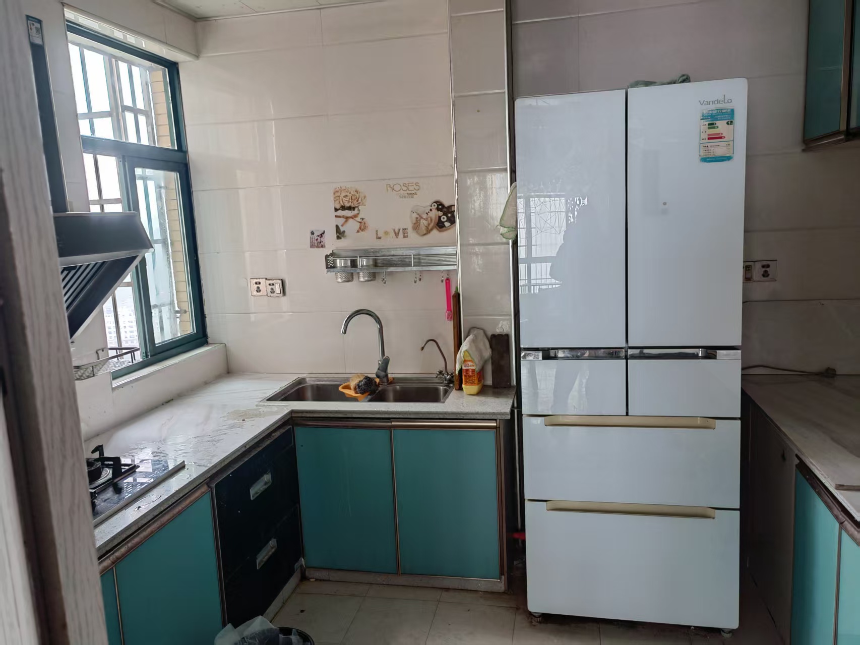 上尚城 4室2厅2卫 2000.0元/月 上尚城 4室2厅2卫 2000.0元/月室内图