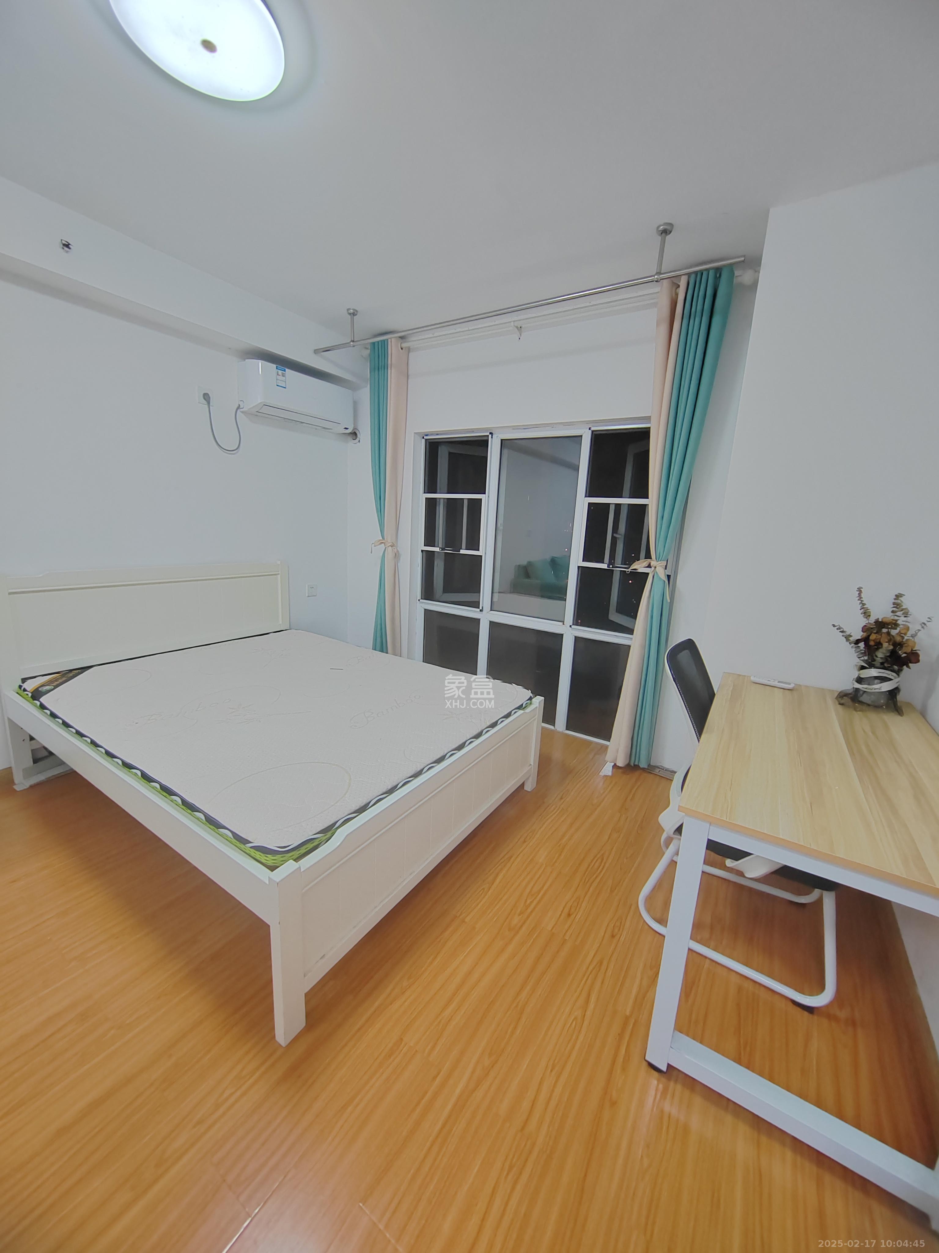 COCO蜜城  1室0厅1卫    1400.0元/月 COCO蜜城  1室0厅1卫    1400.0元/月室内图