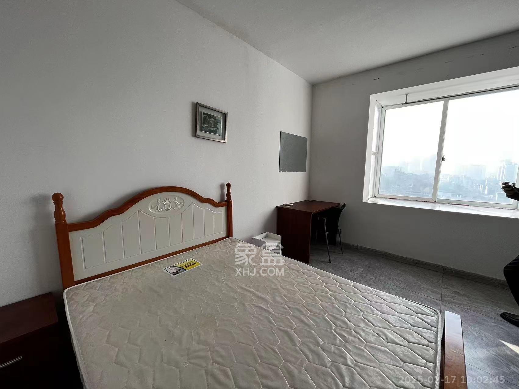 天心华庭 1室1厅1卫 2100.0元/月 天心华庭 1室1厅1卫 2100.0元/月室内图