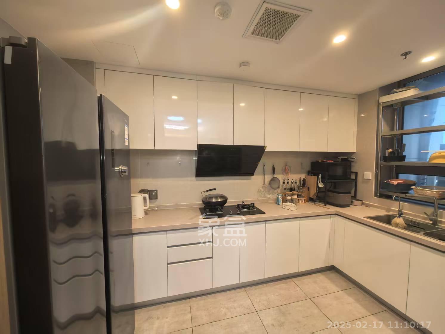 梅溪湖金茂湾 4室2厅3卫 6000.0元/月 梅溪湖金茂湾 4室2厅3卫 6000.0元/月室内图