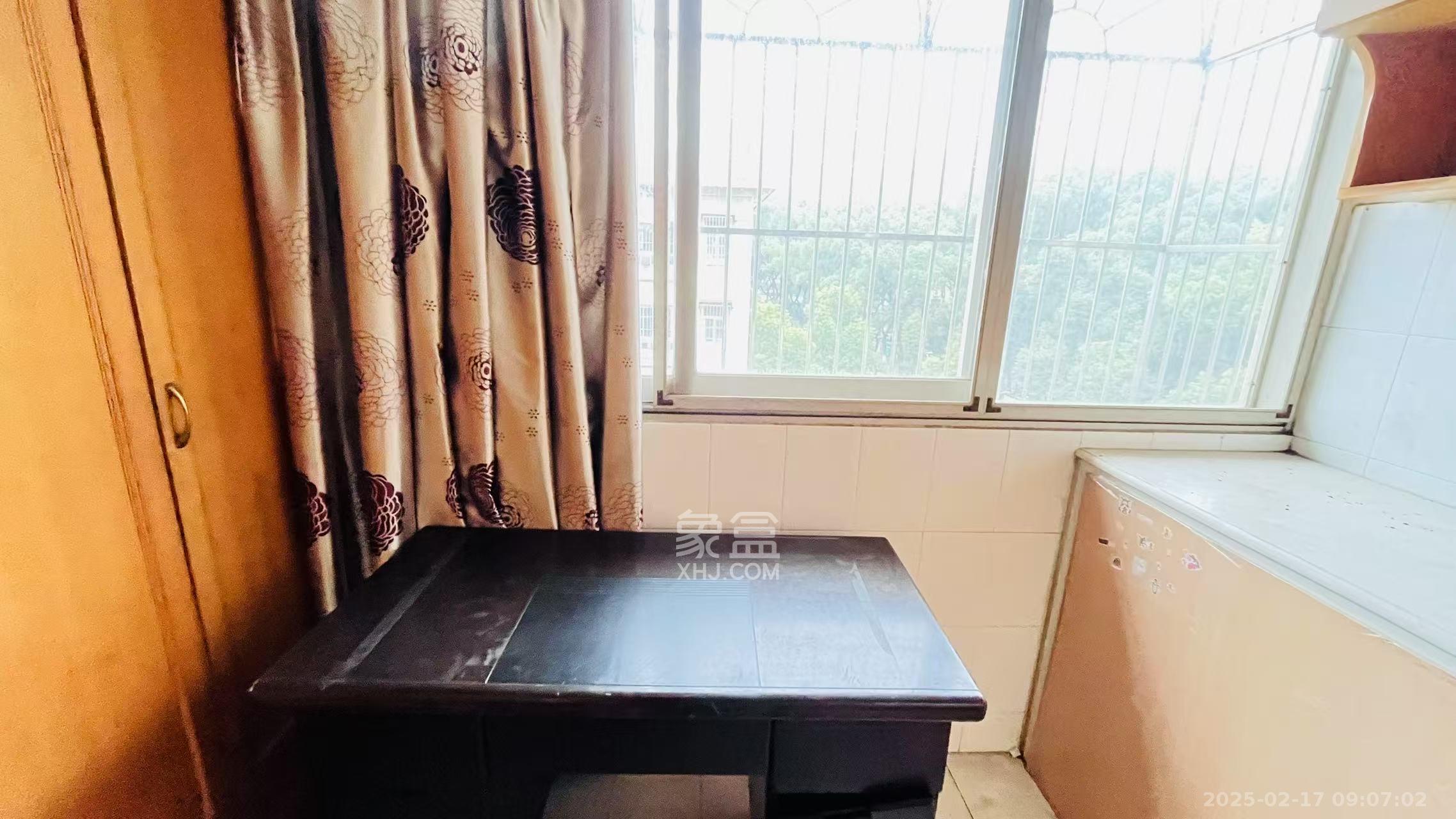 长沙理工大学东院西院 3室1厅1卫 1600.0元/月 长沙理工大学东院西院 3室1厅1卫 1600.0元/月室内图