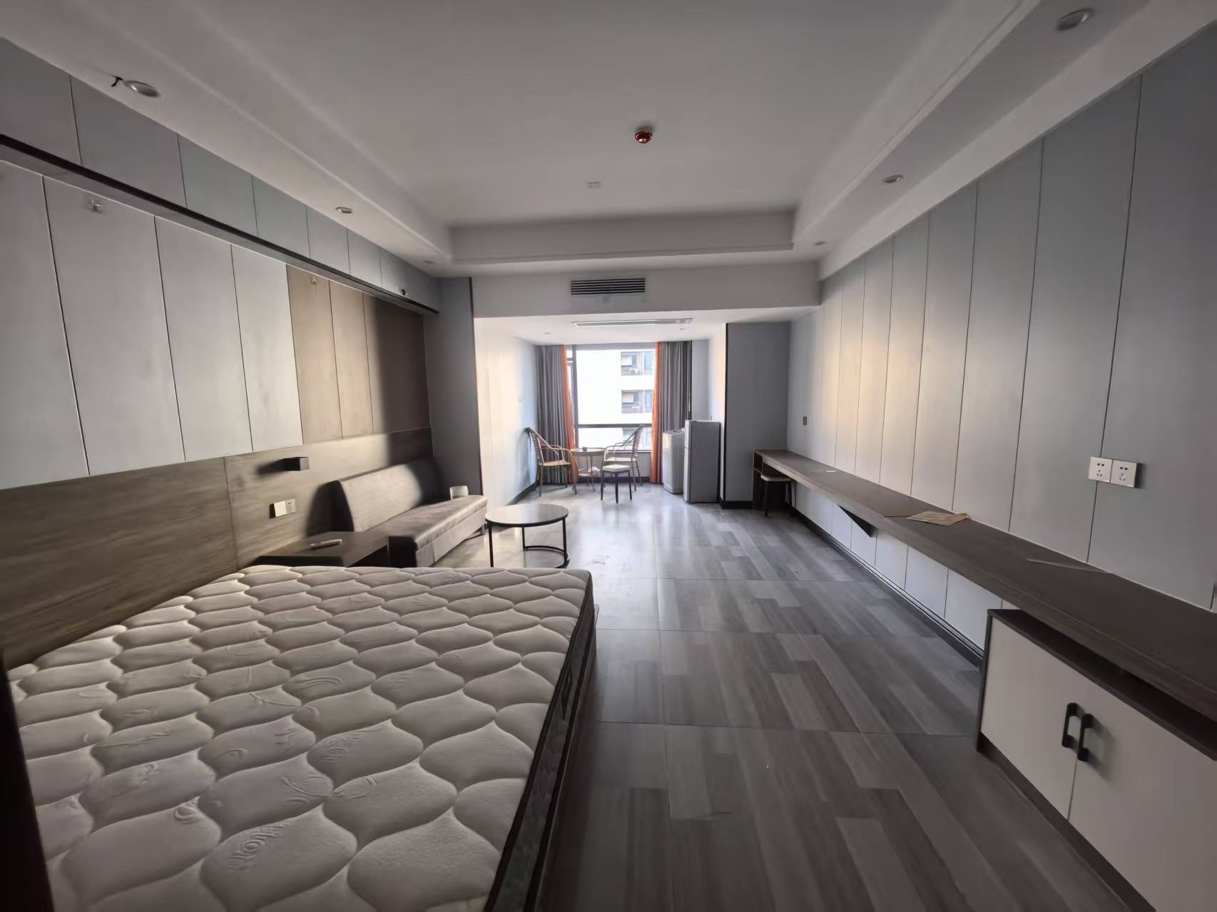 大汉吉星汇  1室1厅1卫    24.8万 大汉吉星汇  1室1厅1卫    24.8万客厅