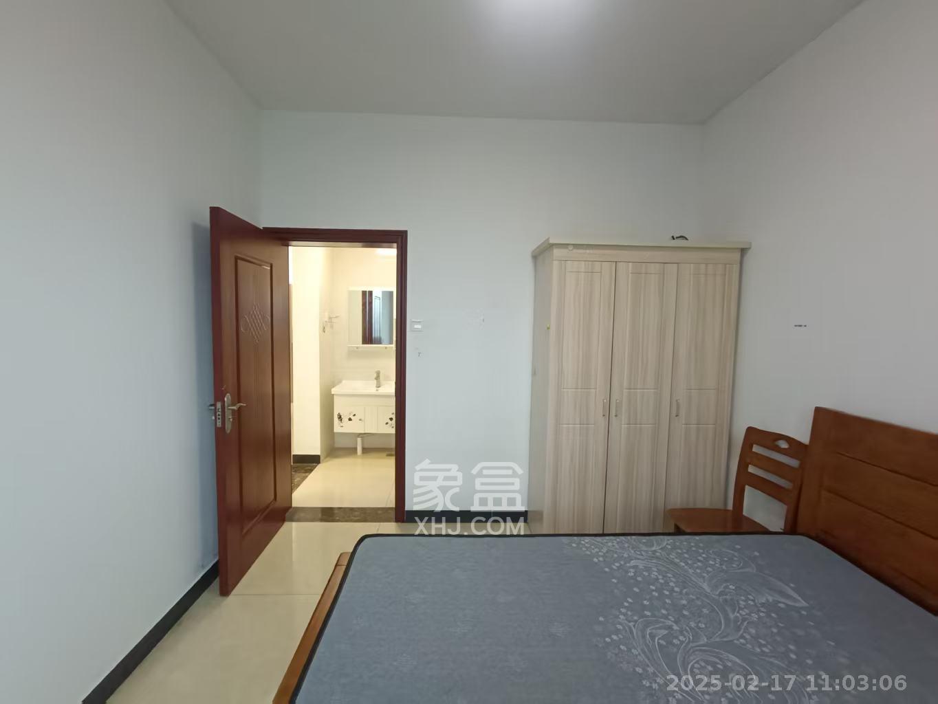 滨江海棠湾  3室1厅1卫   1700.00元/月室内图