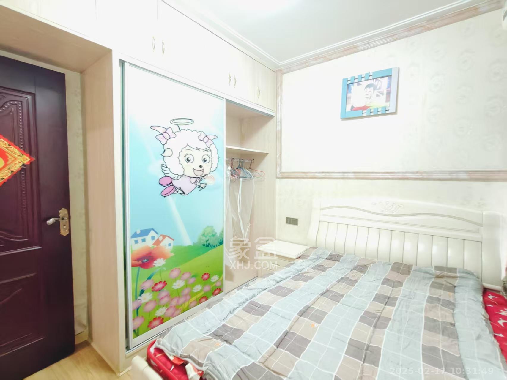 华润橡树湾  3室2厅1卫   2300.00元/月室内图