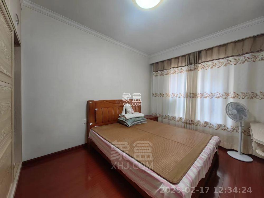 康桥美郡 3室2厅2卫 1900.0元/月 康桥美郡 3室2厅2卫 1900.0元/月室内图