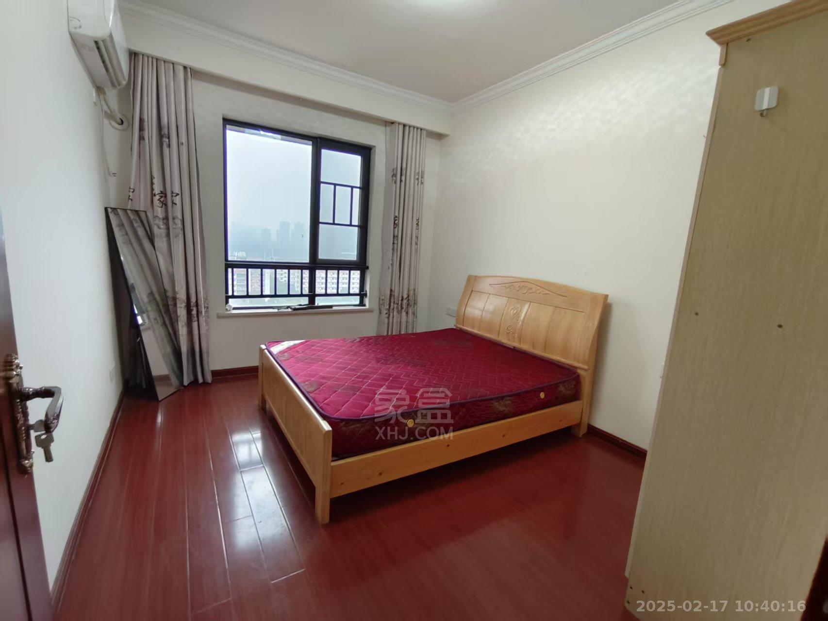 康桥美郡 4室2厅2卫 2000.0元/月 康桥美郡 4室2厅2卫 2000.0元/月室内图