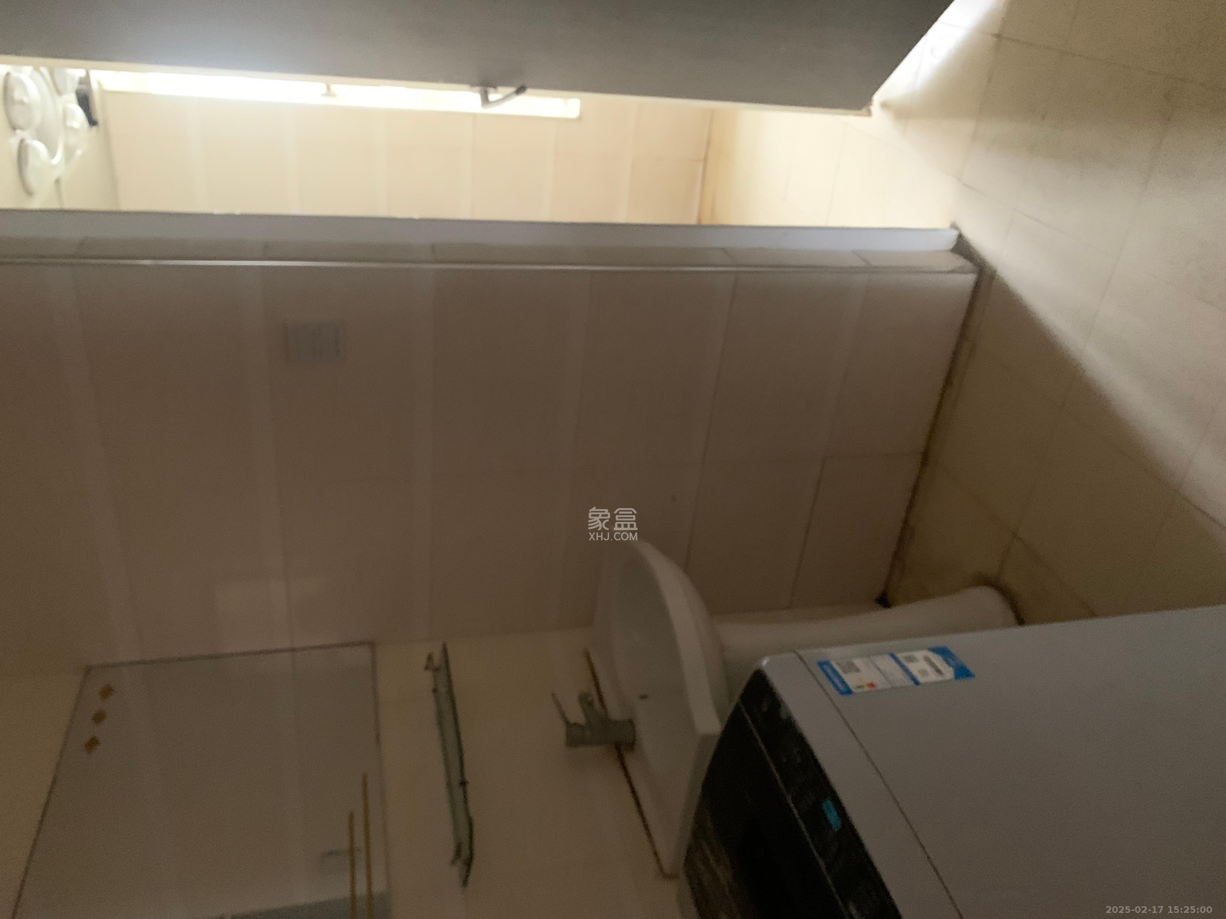 湘麓国际 3室2厅2卫 2800.0元/月 湘麓国际 3室2厅2卫 2800.0元/月室内图