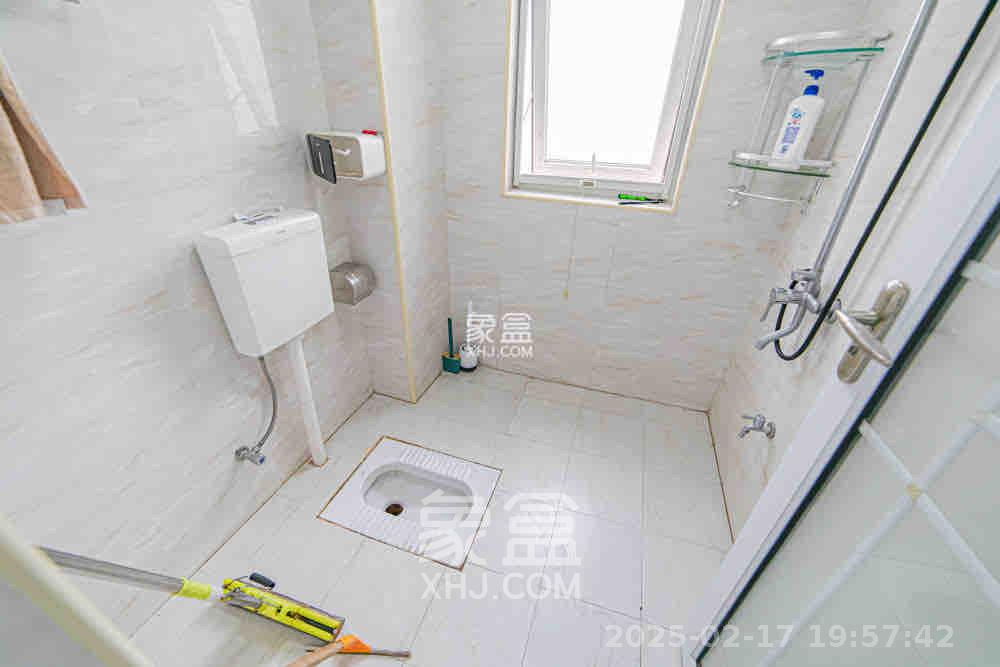 北辰三角洲E4区  4室2厅2卫   4000.00元/月室内图
