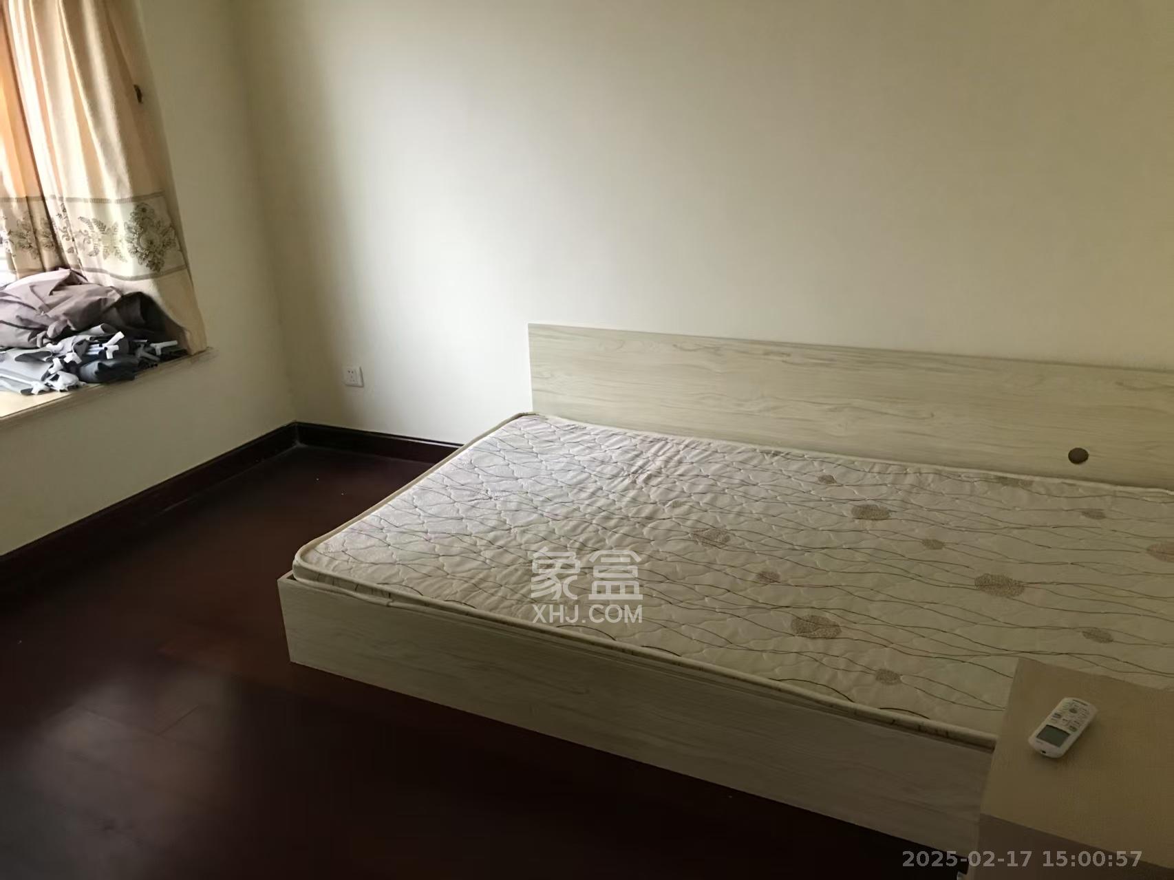 恒大绿洲  2室2厅1卫   2300.00元/月室内图