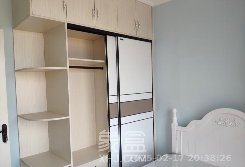 新城国际花都 3室2厅1卫 700.0元/月 新城国际花都 3室2厅1卫 700.0元/月室内图