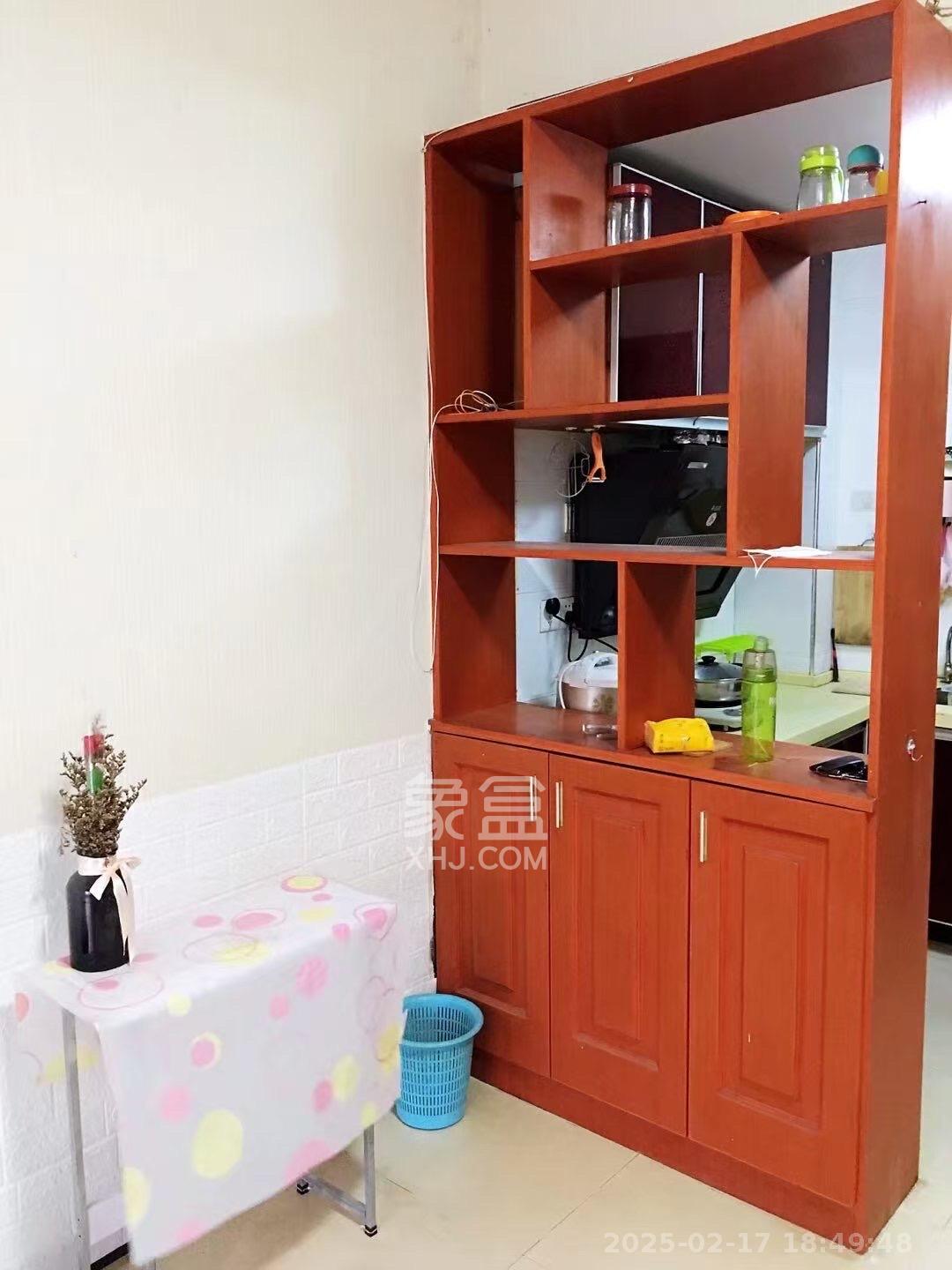 星城映象 1室1厅1卫 1400.0元/月 星城映象 1室1厅1卫 1400.0元/月室内图