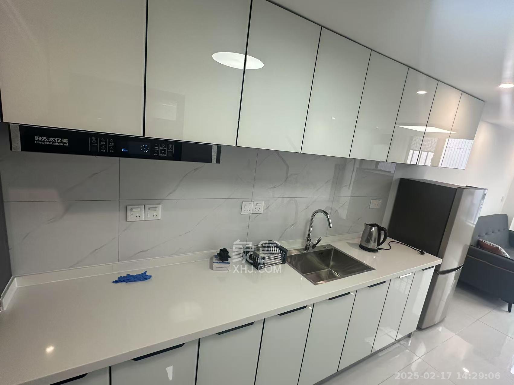 梅溪湖金茂湾 2室1厅1卫 2500.0元/月 梅溪湖金茂湾 2室1厅1卫 2500.0元/月室内图