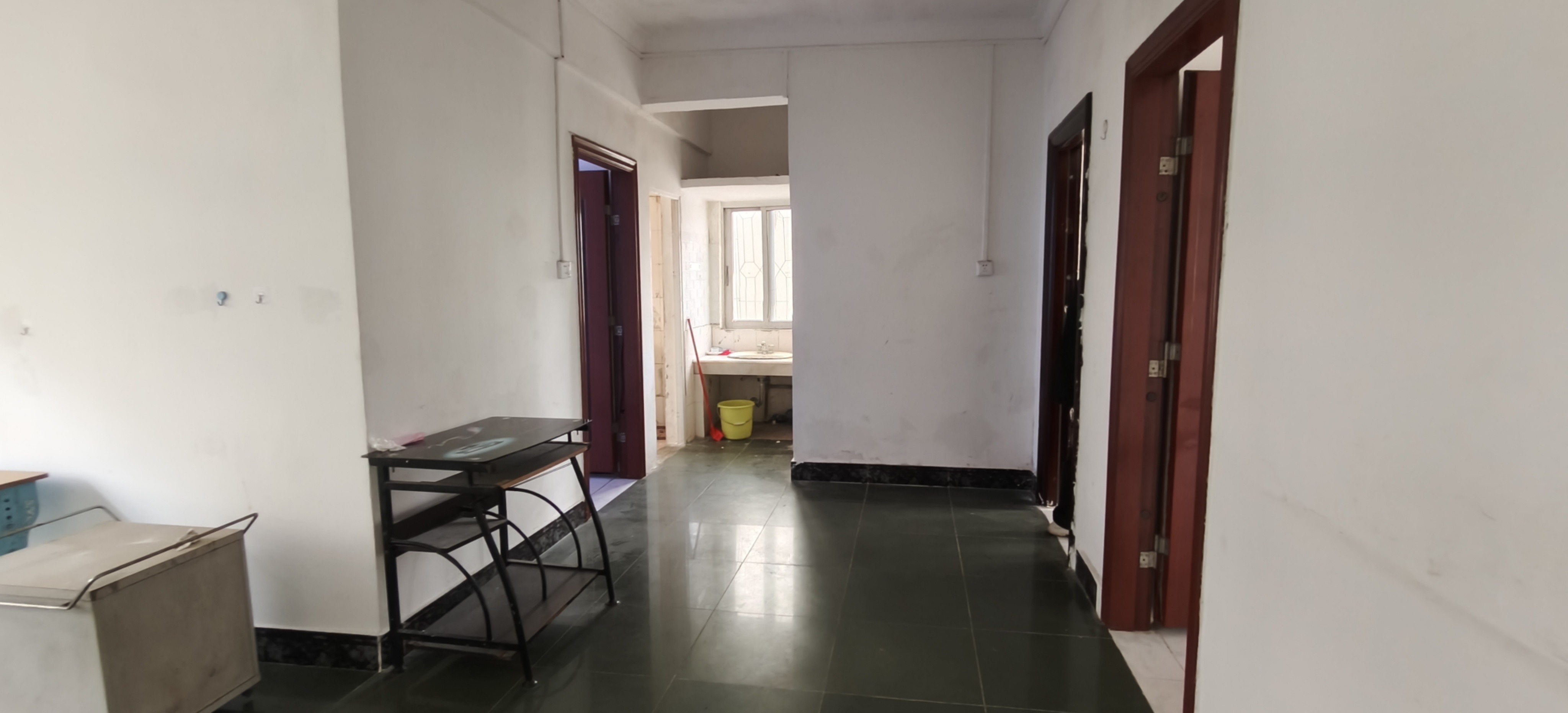 万福新村 3室2厅1卫 90.0万 万福新村 3室2厅1卫 90.0万客厅