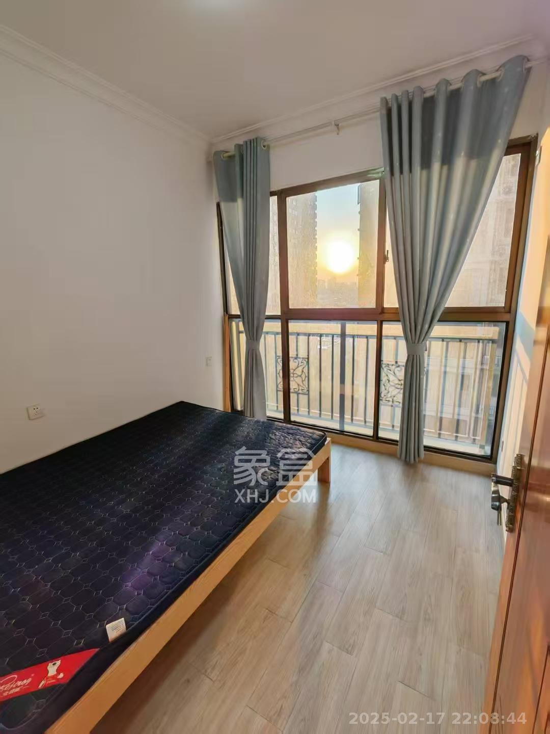 江山帝景哈佛 3室1厅1卫 2200.0元/月 江山帝景哈佛 3室1厅1卫 2200.0元/月室内图