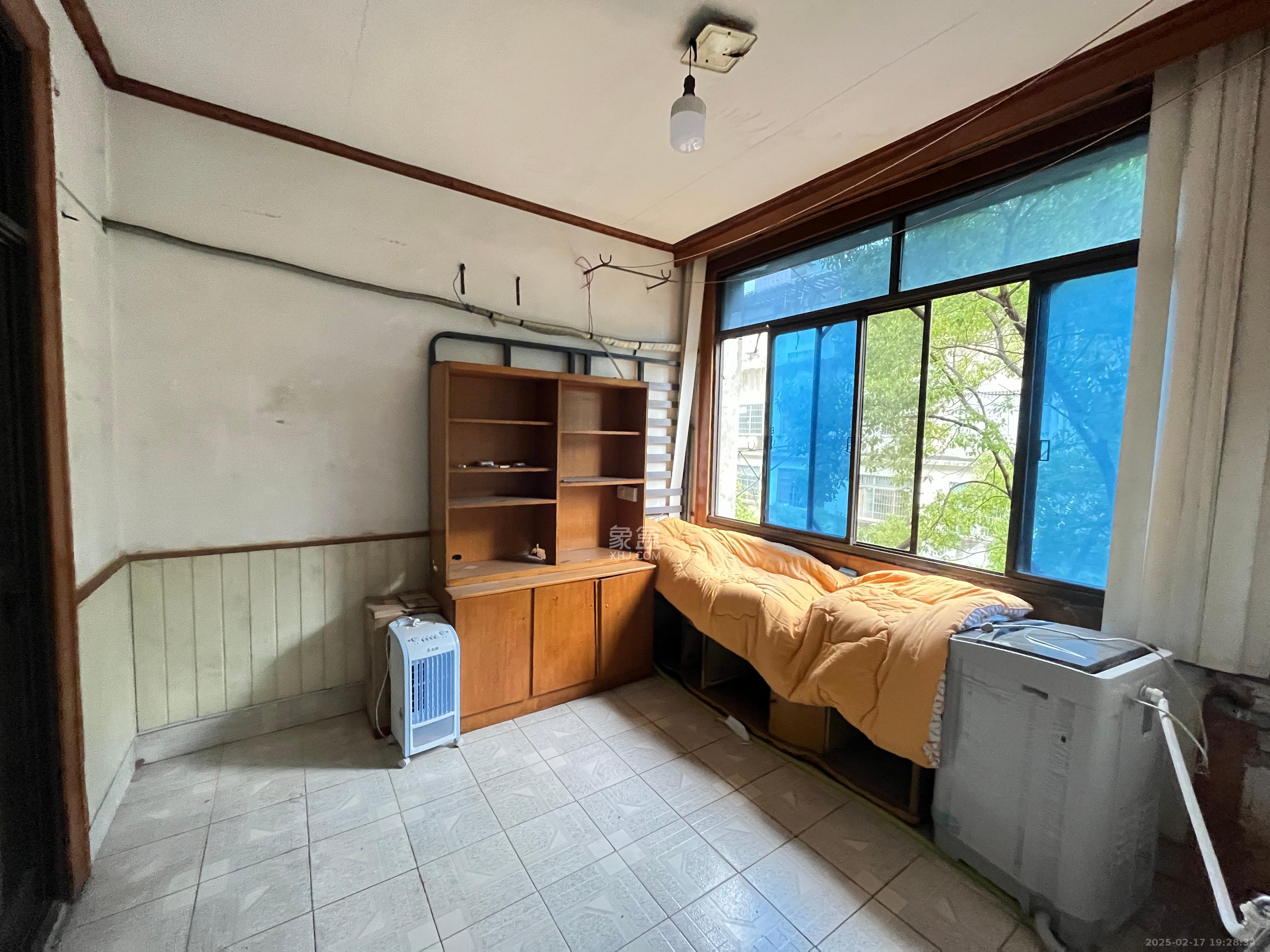邮电新村  2室1厅1卫   1500.00元/月室内图