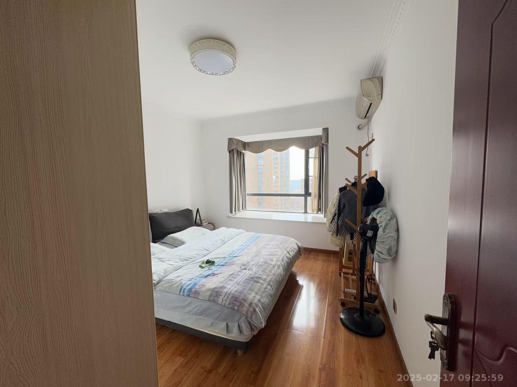 城市公园 2室2厅1卫 1500.0元/月 城市公园 2室2厅1卫 1500.0元/月室内图