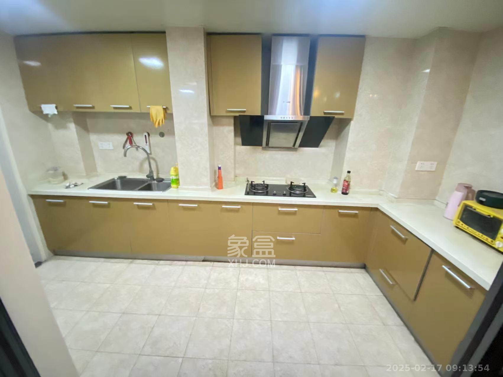 钱隆樽品(一、二、三期) 2室2厅1卫 2000.0元/月 钱隆樽品(一、二、三期) 2室2厅1卫 2000.0元/月室内图