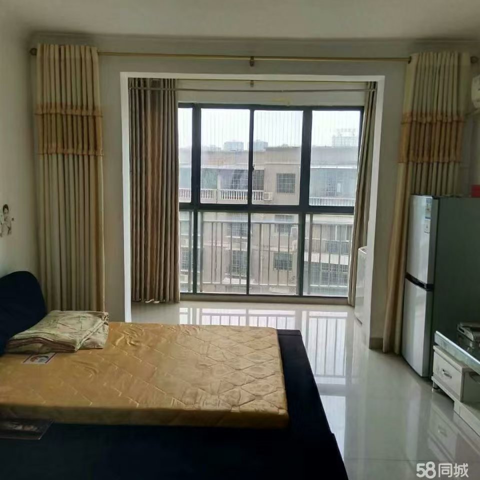 香格里拉  1室1厅1卫   1100.00元/月室内图