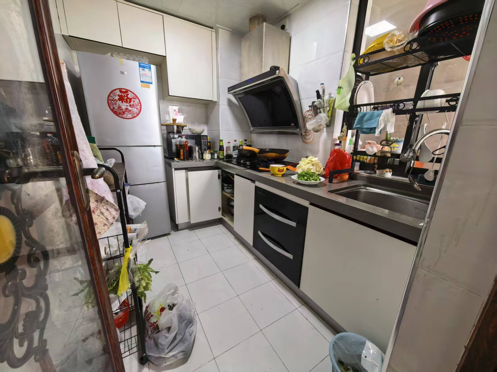 滨江帝景一期 3室2厅2卫 188.0万 滨江帝景一期 3室2厅2卫 188.0万客厅