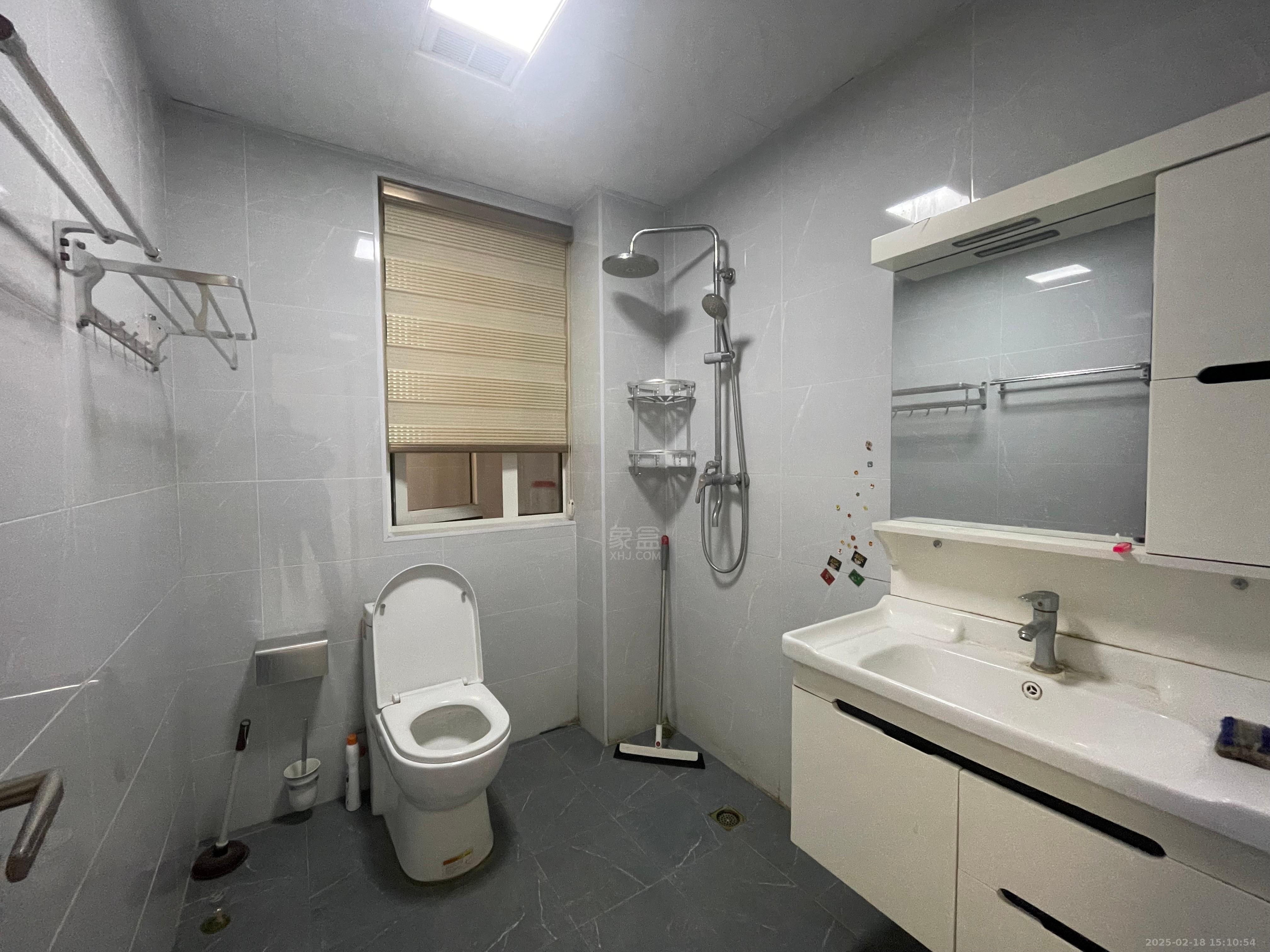 九八缔景城 3室2厅2卫 1800.0元/月 九八缔景城 3室2厅2卫 1800.0元/月室内图