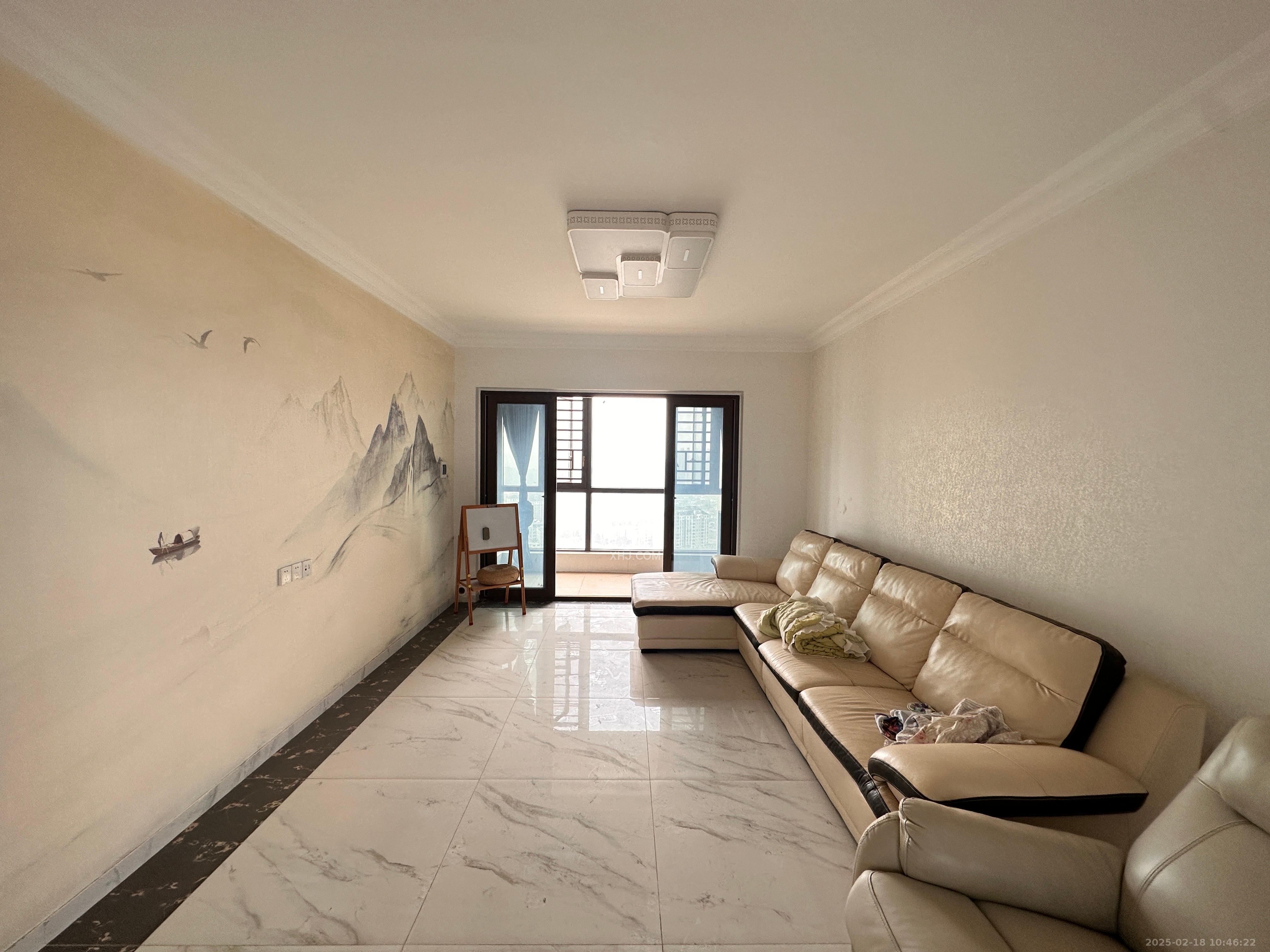 碧桂园高尔夫花园  4室2厅2卫    2400.0元/月 碧桂园高尔夫花园  4室2厅2卫    2400.0元/月