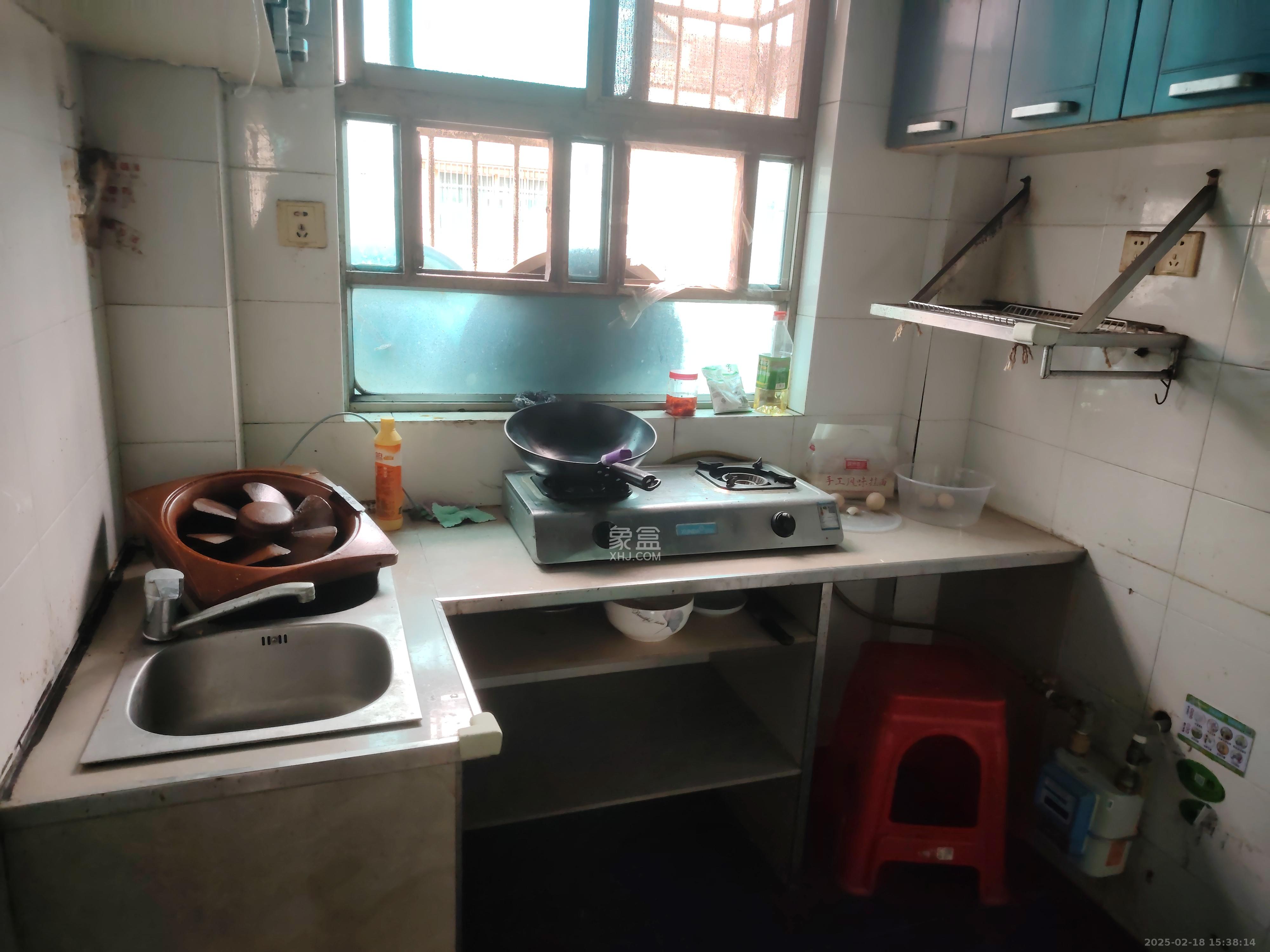 扬帆小区  2室2厅1卫   1500.00元/月室内图