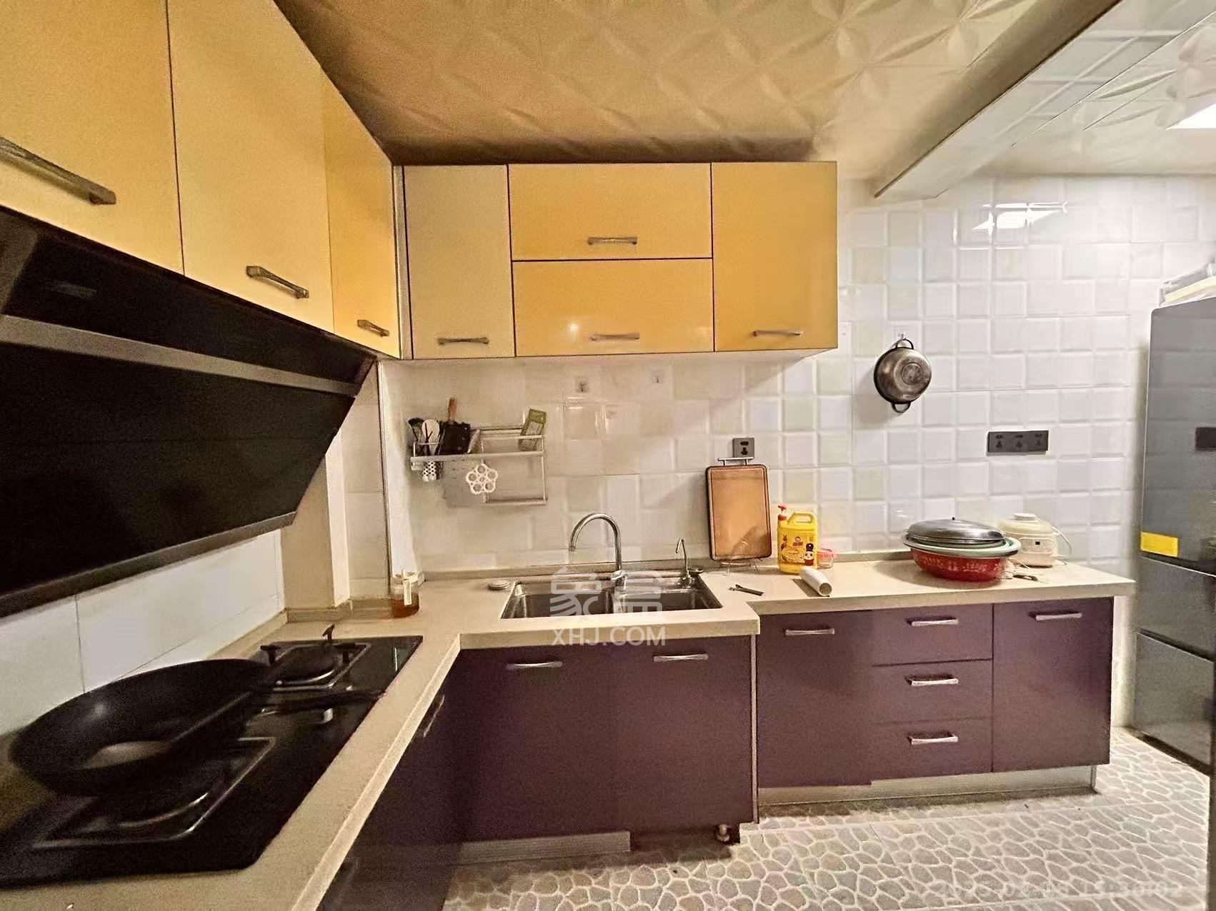 兴威帕克水岸 3室1厅1卫 2800.0元/月 兴威帕克水岸 3室1厅1卫 2800.0元/月室内图