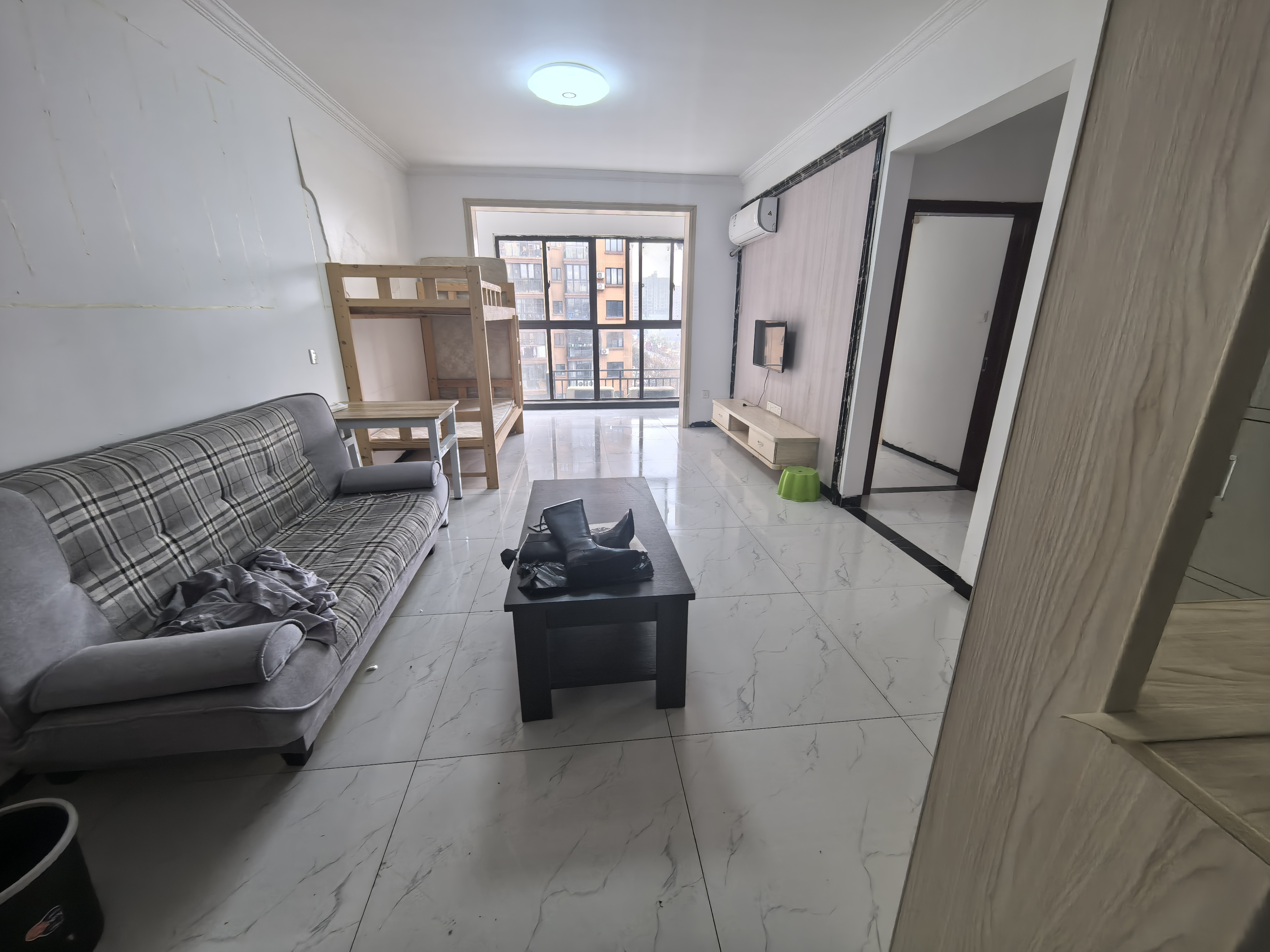 中信凯旋城(中信新城四期) 3室2厅1卫 2100.0元/月 中信凯旋城(中信新城四期) 3室2厅1卫 2100.0元/月户型图