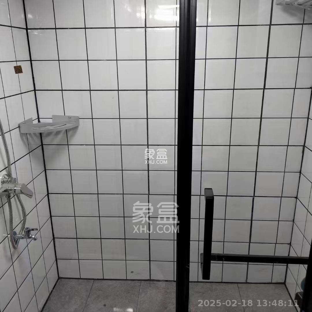 绿地长沙城际空间站(绿地新里佳苑) 1室0厅0卫 2000.0元/月 绿地长沙城际空间站(绿地新里佳苑) 1室0厅0卫 2000.0元/月室内图