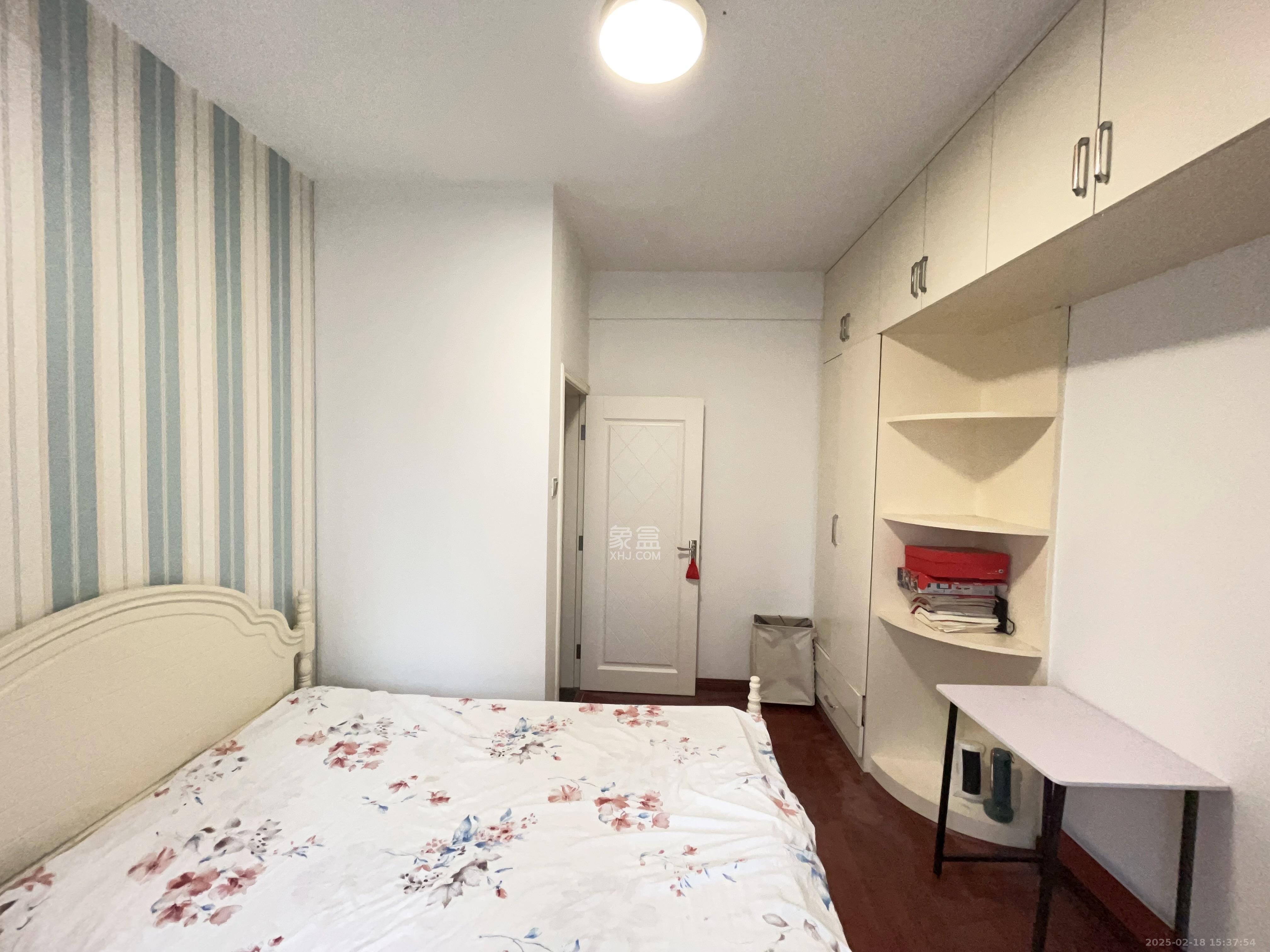 阳光锦城  2室2厅1卫    2900.0元/月 阳光锦城  2室2厅1卫    2900.0元/月室内图