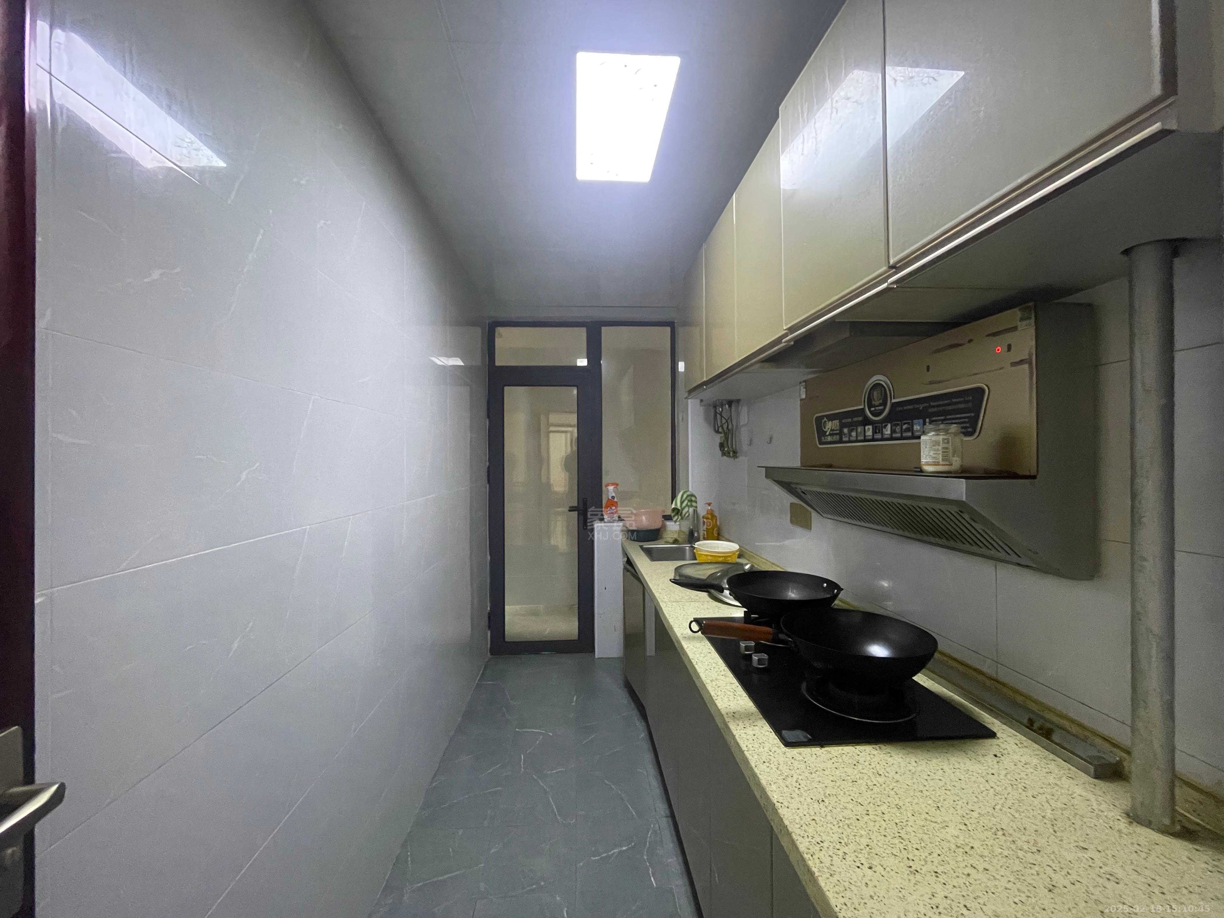 九八缔景城 3室2厅2卫 1800.0元/月 九八缔景城 3室2厅2卫 1800.0元/月室内图